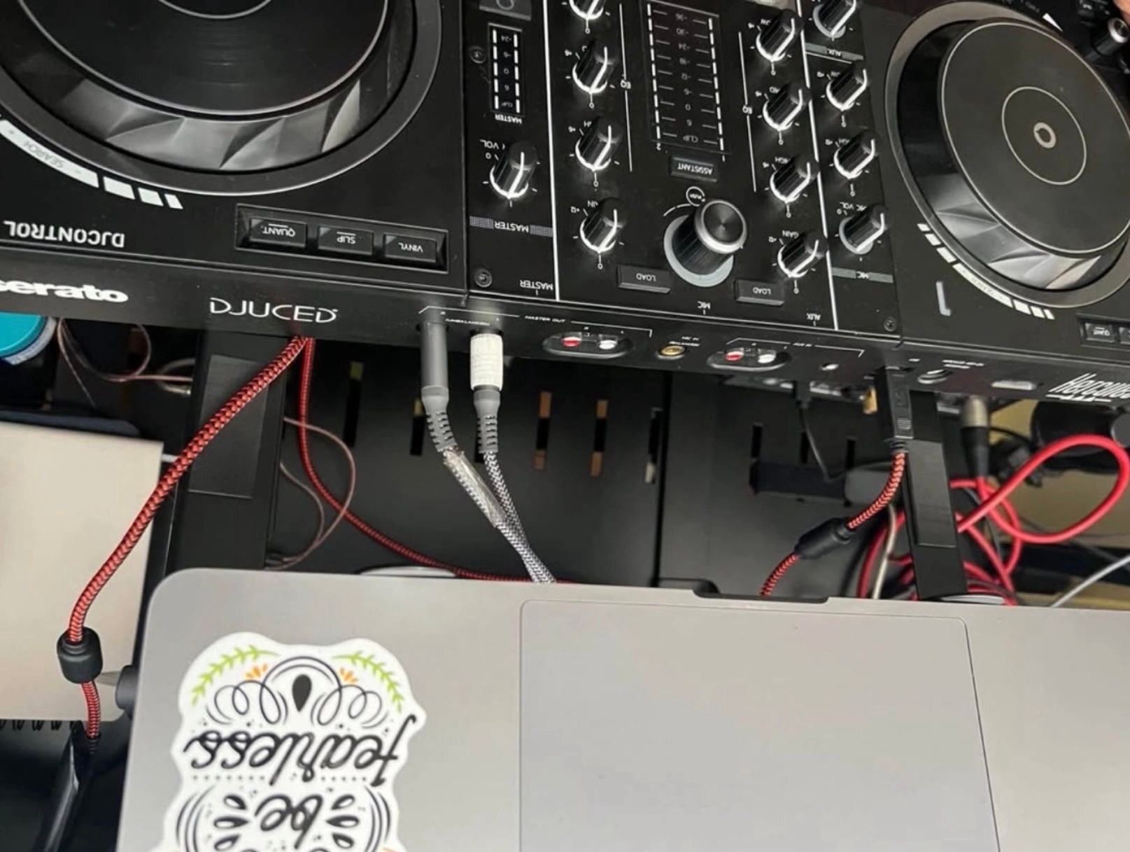 Hercules DJControl Inpulse 500 DJ Controller - photo 2