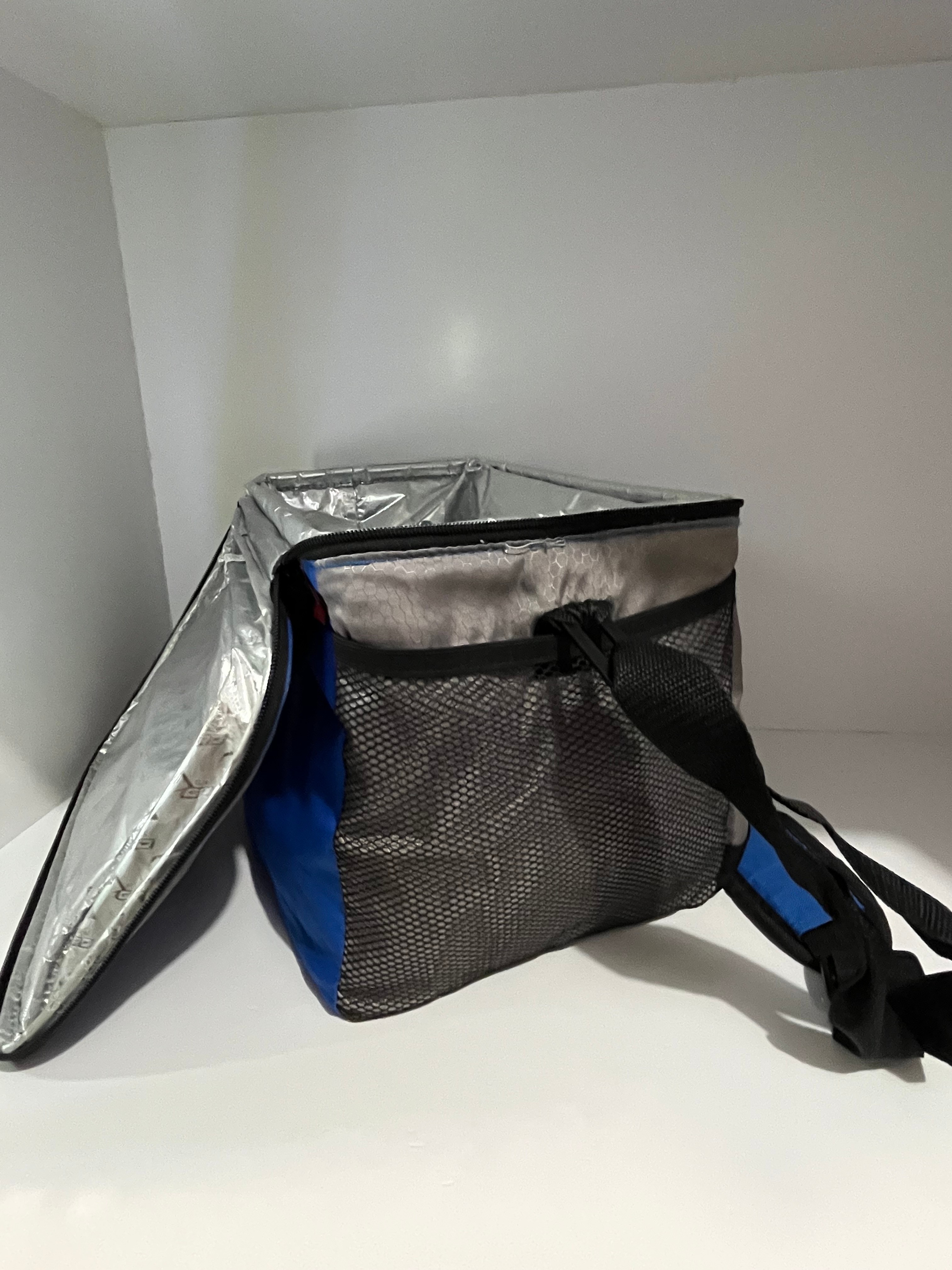Toronto Blue Jays Insulated Cooler Bag with Shoulder Strap - photo 3