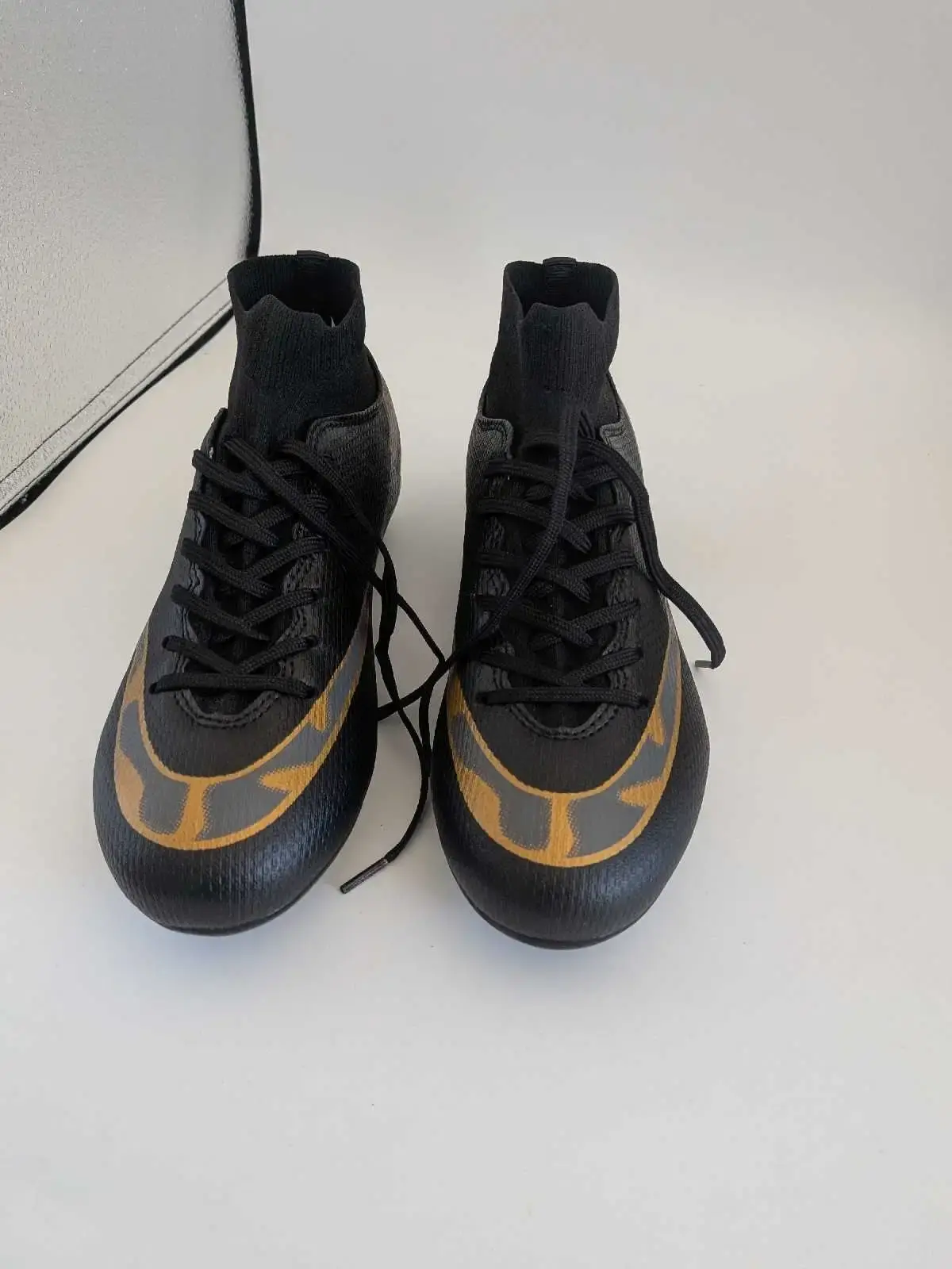 RONILUU Soccer Cleats - Black/Gold Size Men's 6/Women's 7.5 - photo 2