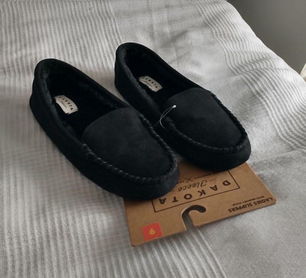 Black Slippers (Women's) Size 9 - New - photo 4