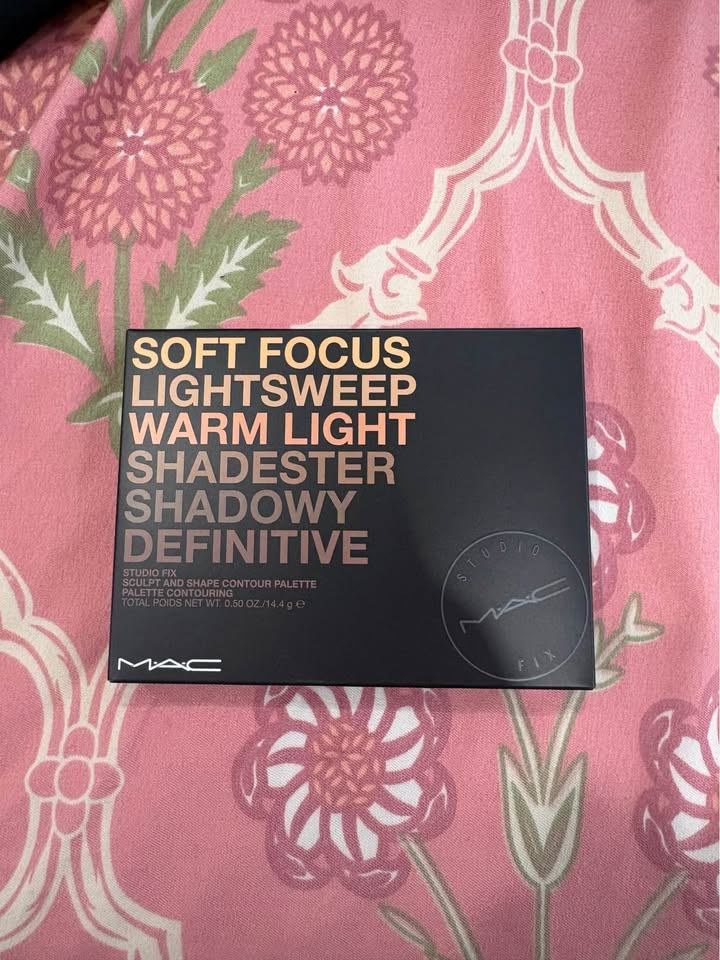 Mac Studio Fix Sculpt & Shape Contour Pallet Shade: Medium Dark/