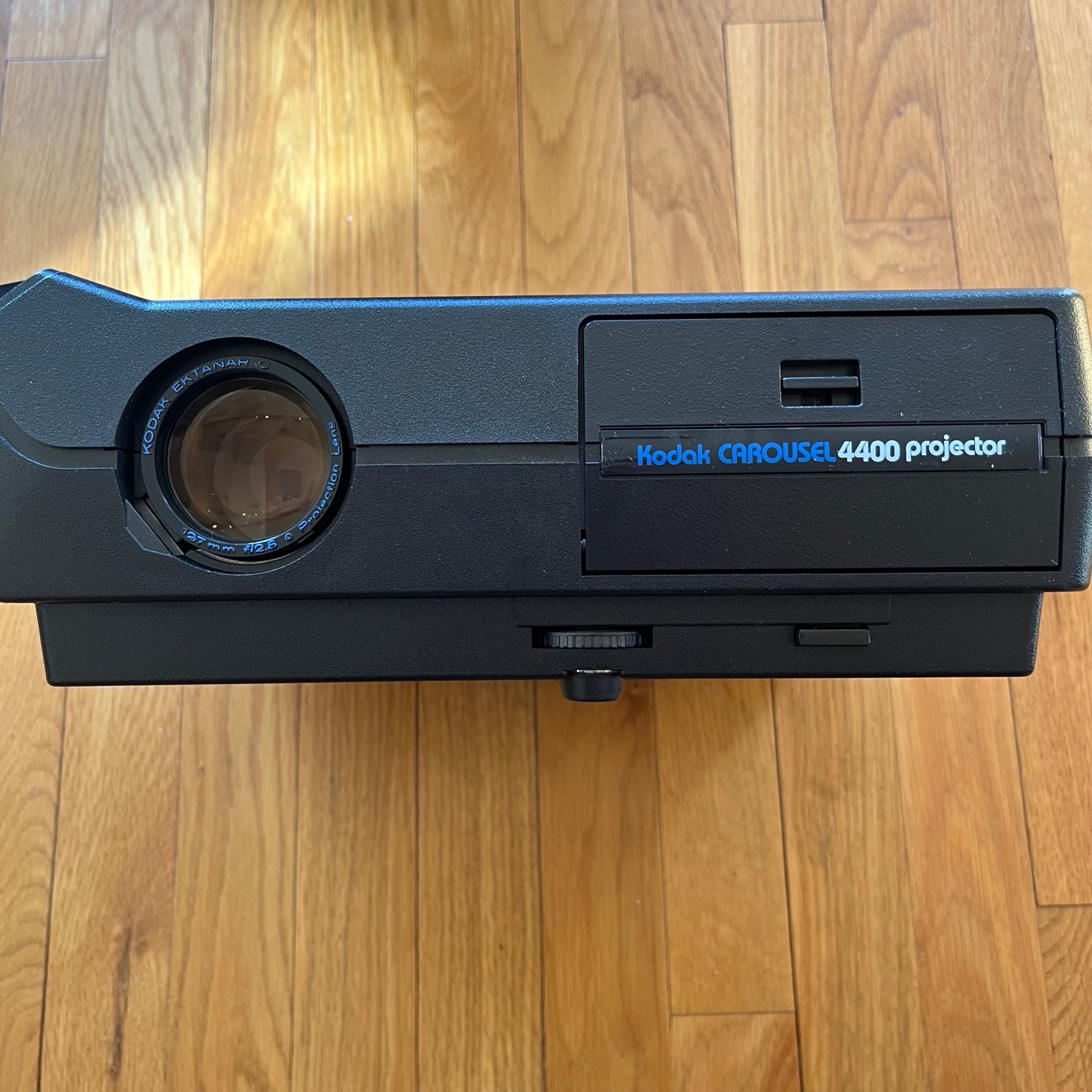 Kodak Carousel 4400 Slide Projector Bundle - photo 4