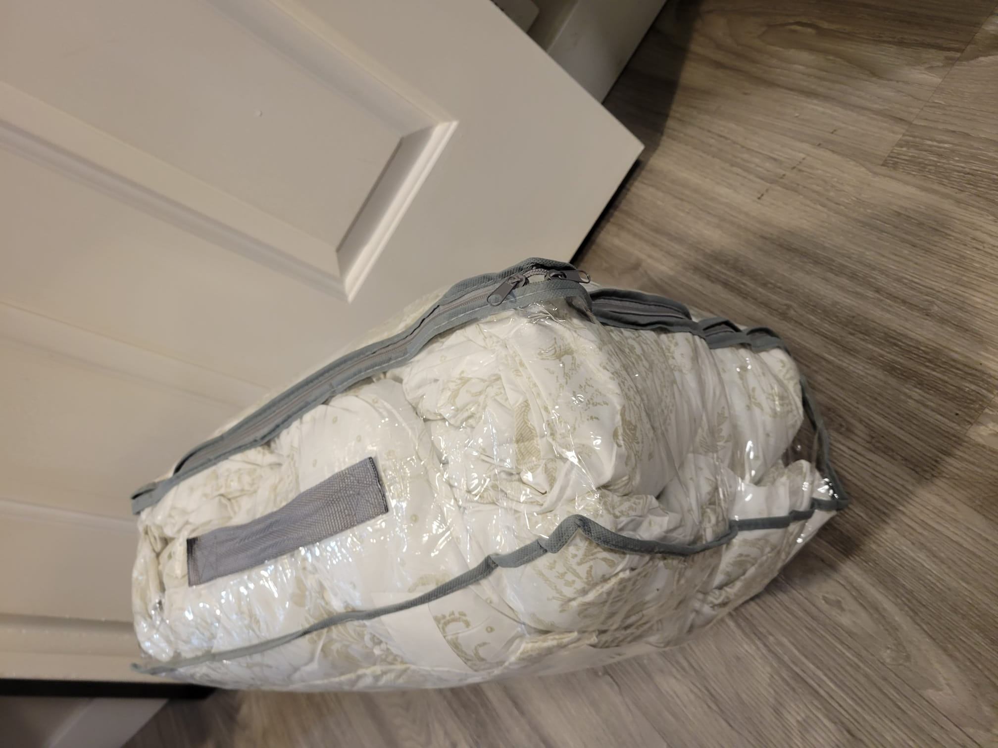 Brand New S&CO Home Double/Queen Comforter - photo 4