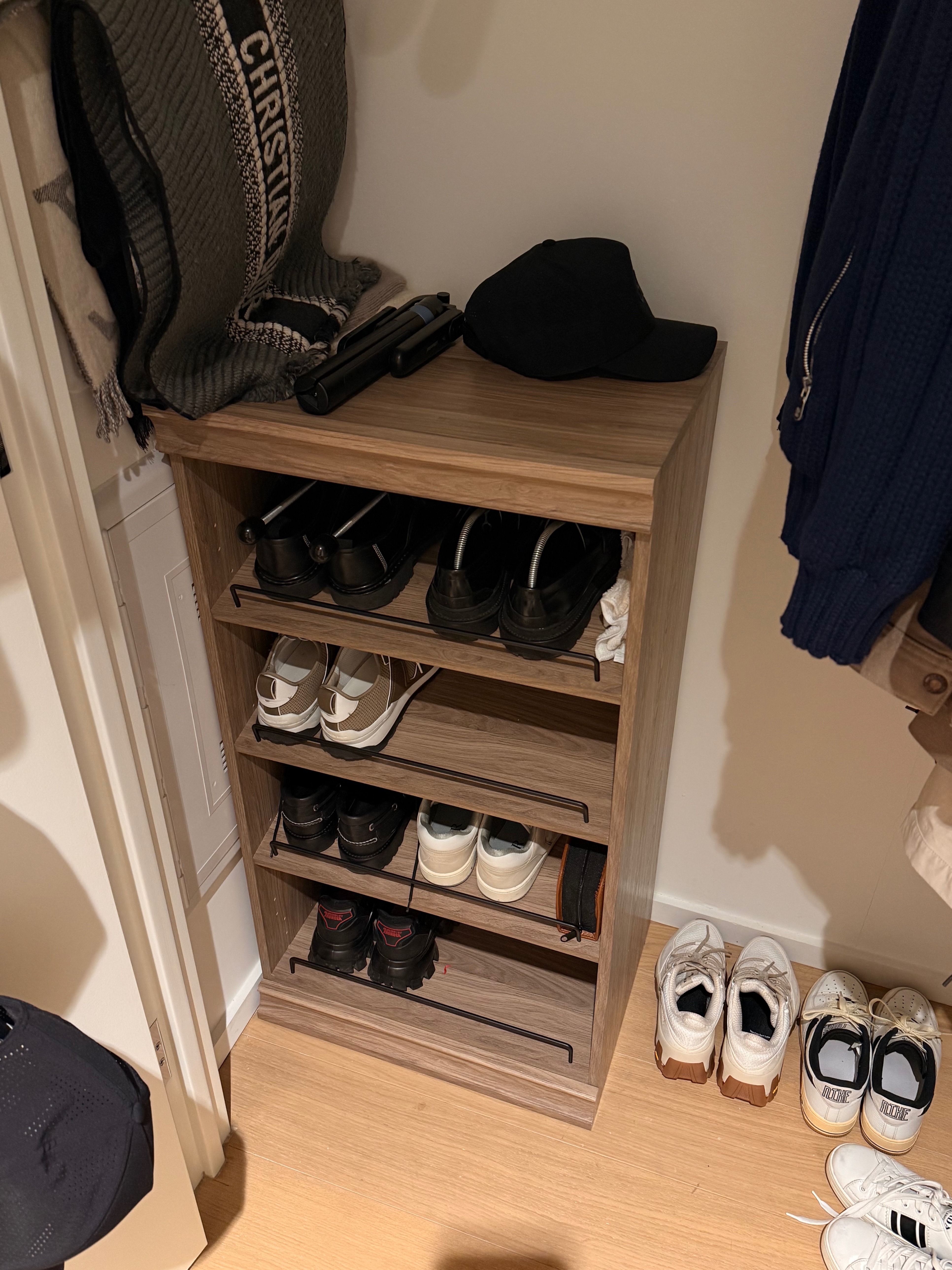 FREE – Shoe Shelf Storage (2 Available)