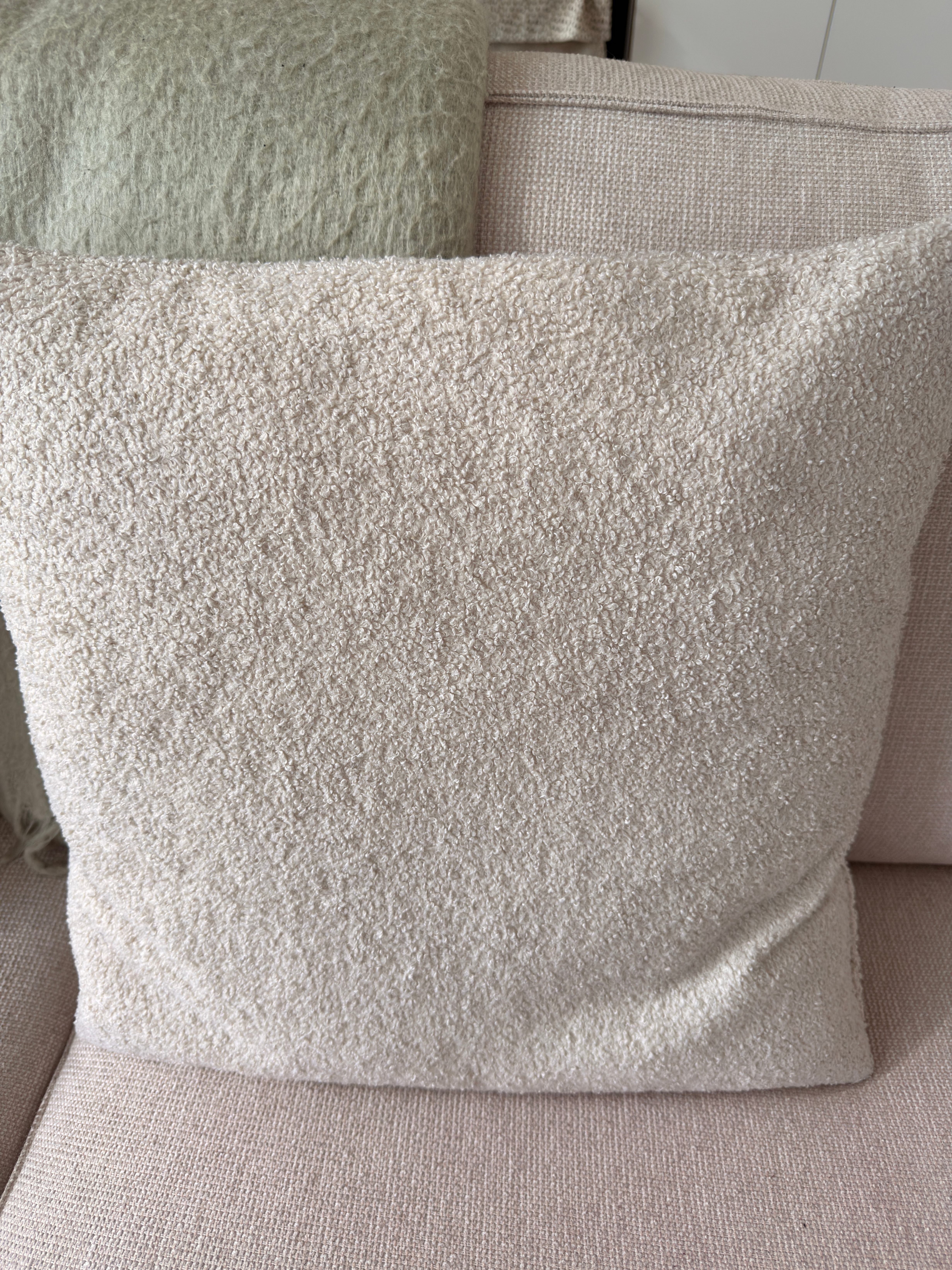 Selling 2 Decorative Cushion Covers – Light Beige (50 x 50 cm) - photo 2