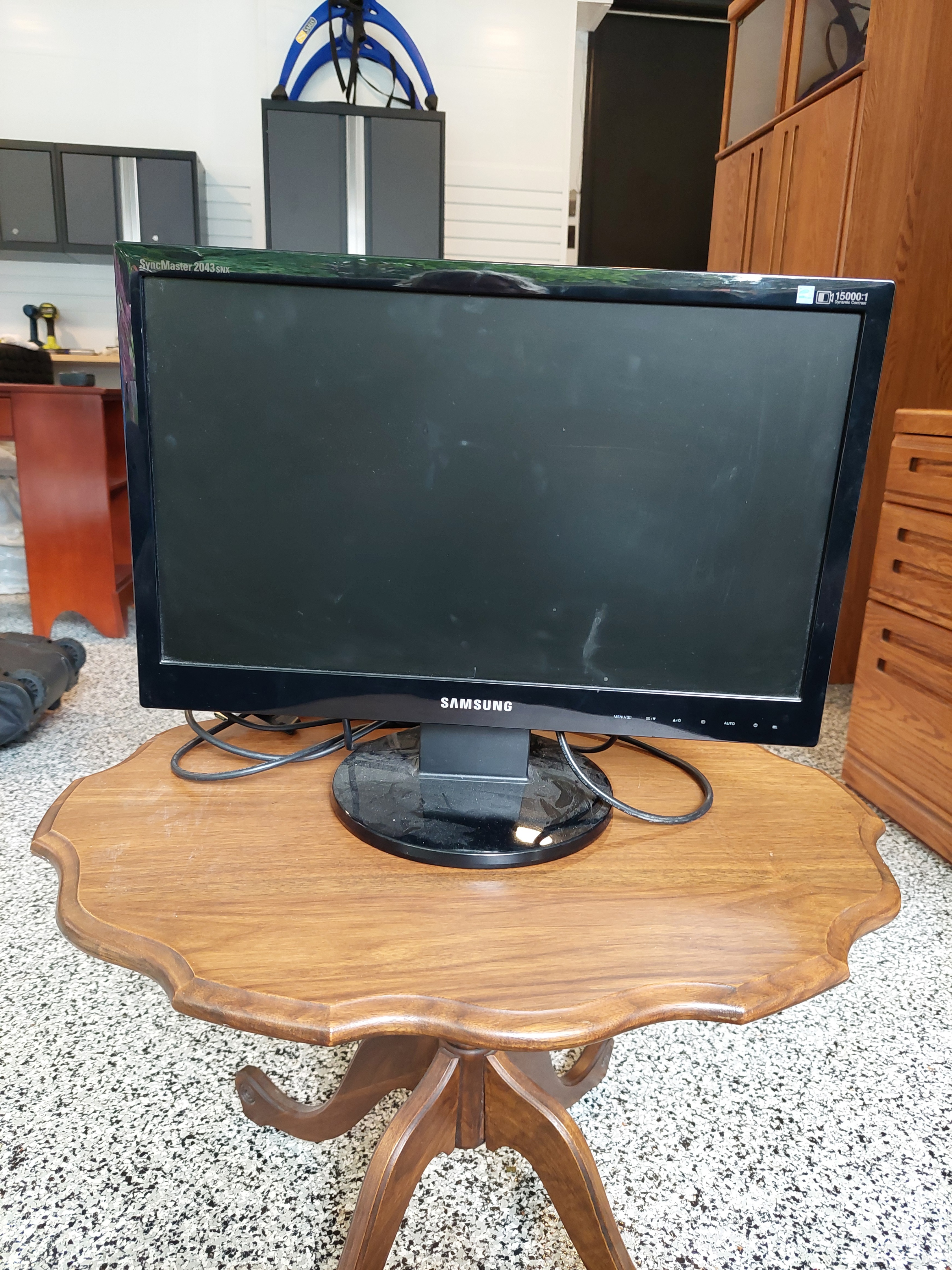 Samsung SyncMaster 2043SNX Monitor
