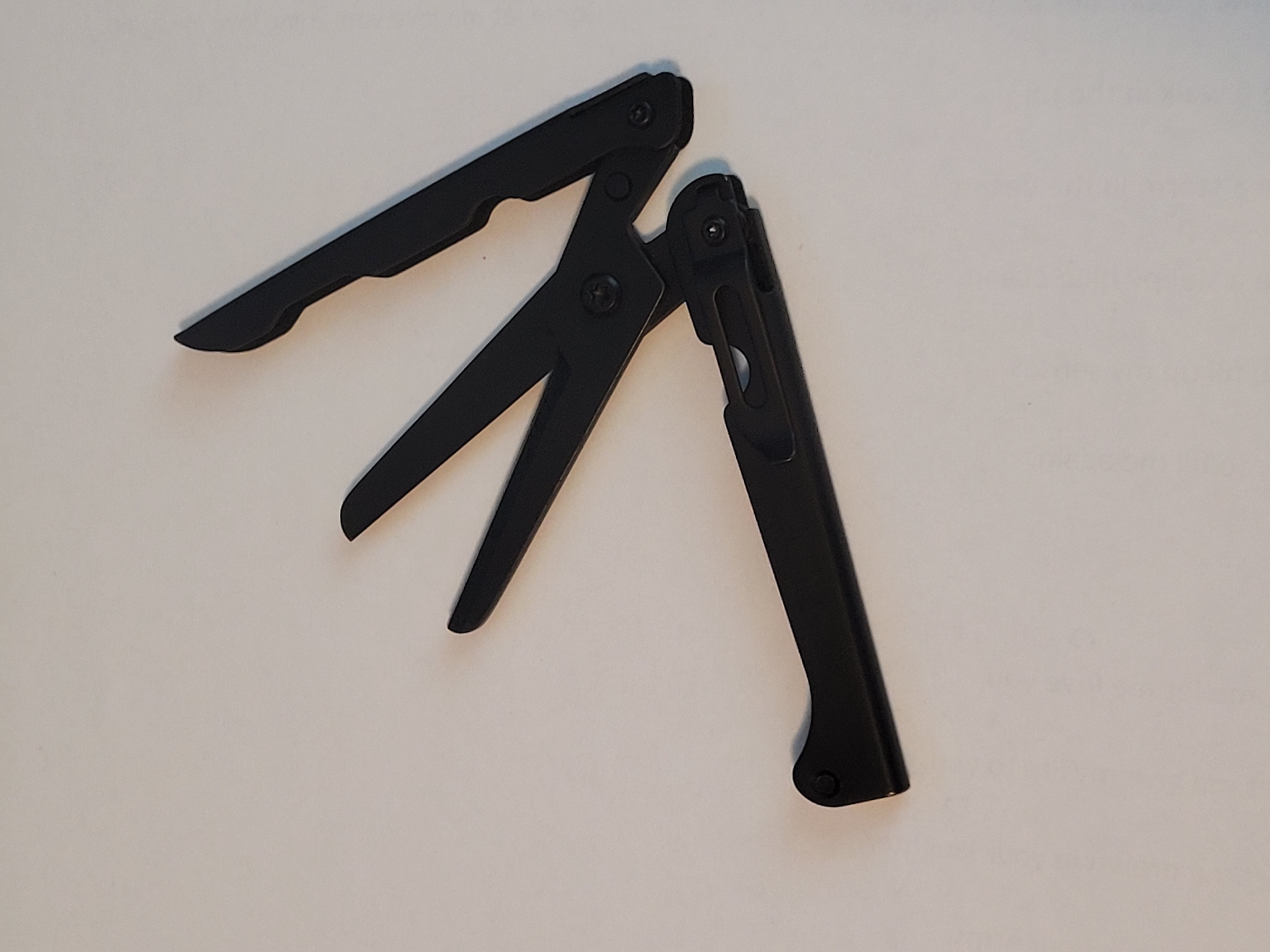 A New Pair of Folding Scissors-BLACK Pick up near Joyce Station - photo 3