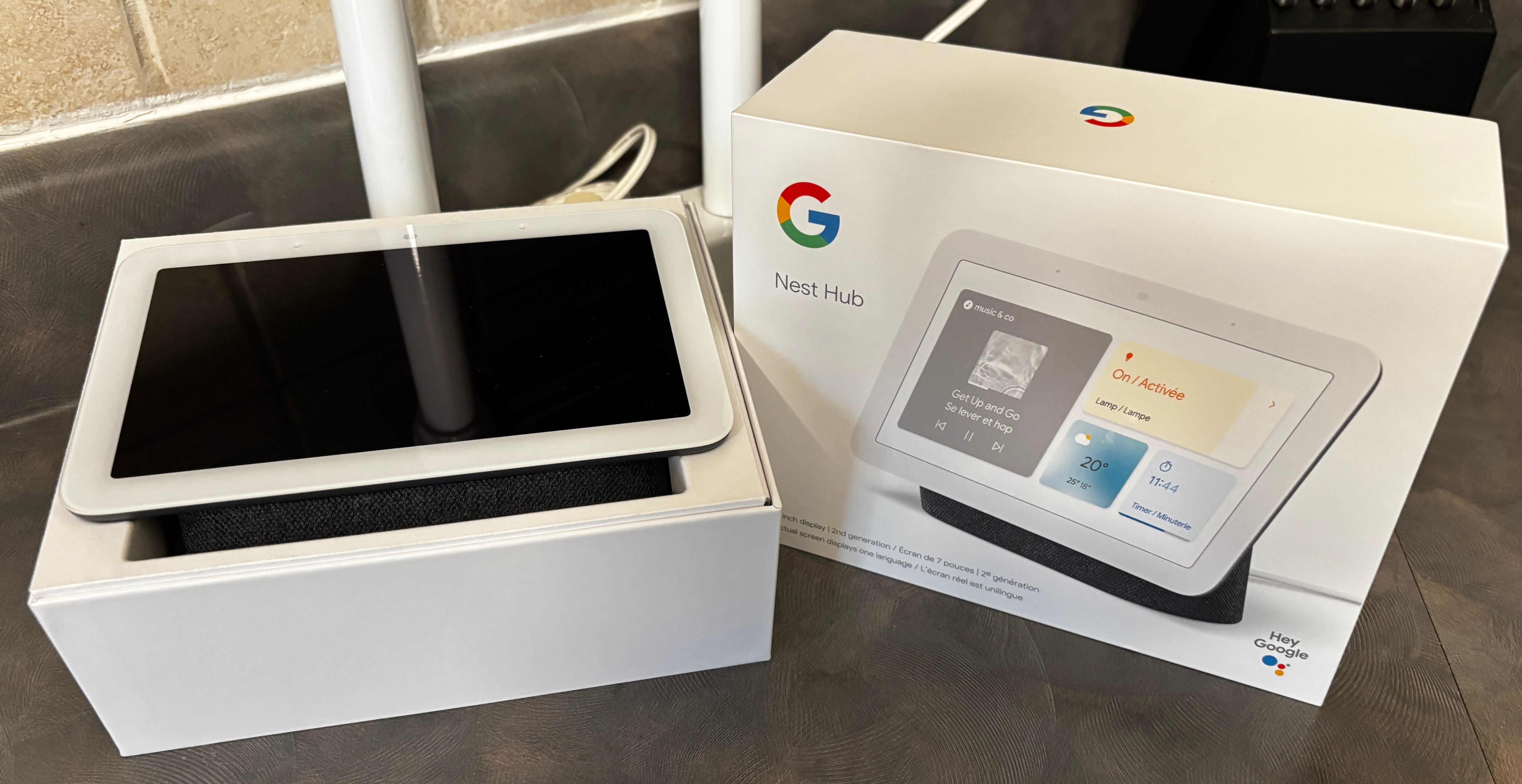 Google Nest Hub 7” 2nd Generation – charcoal