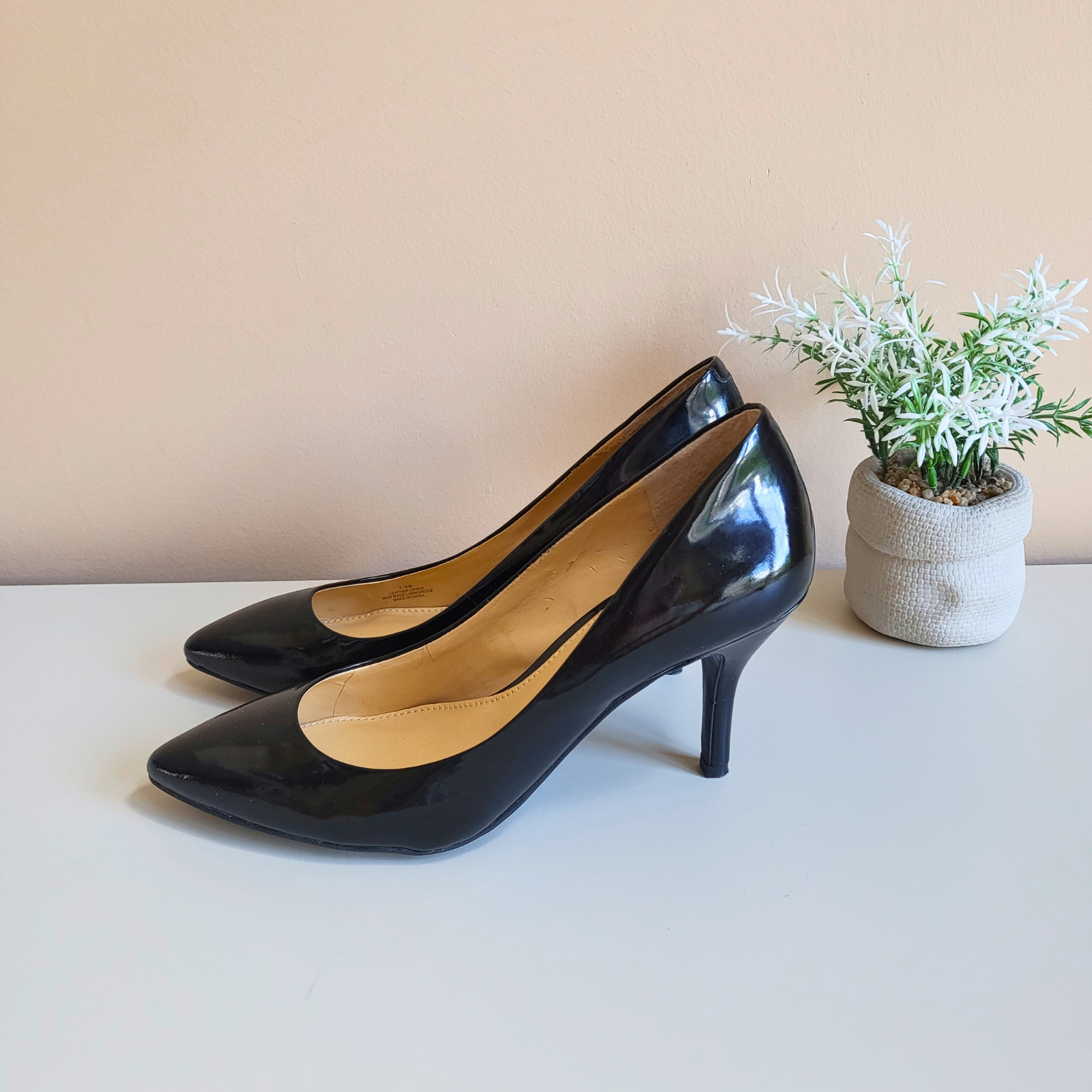 Town Shoes - Size 7.5 Black Heels - Pre-Loved! 👠 - photo 2
