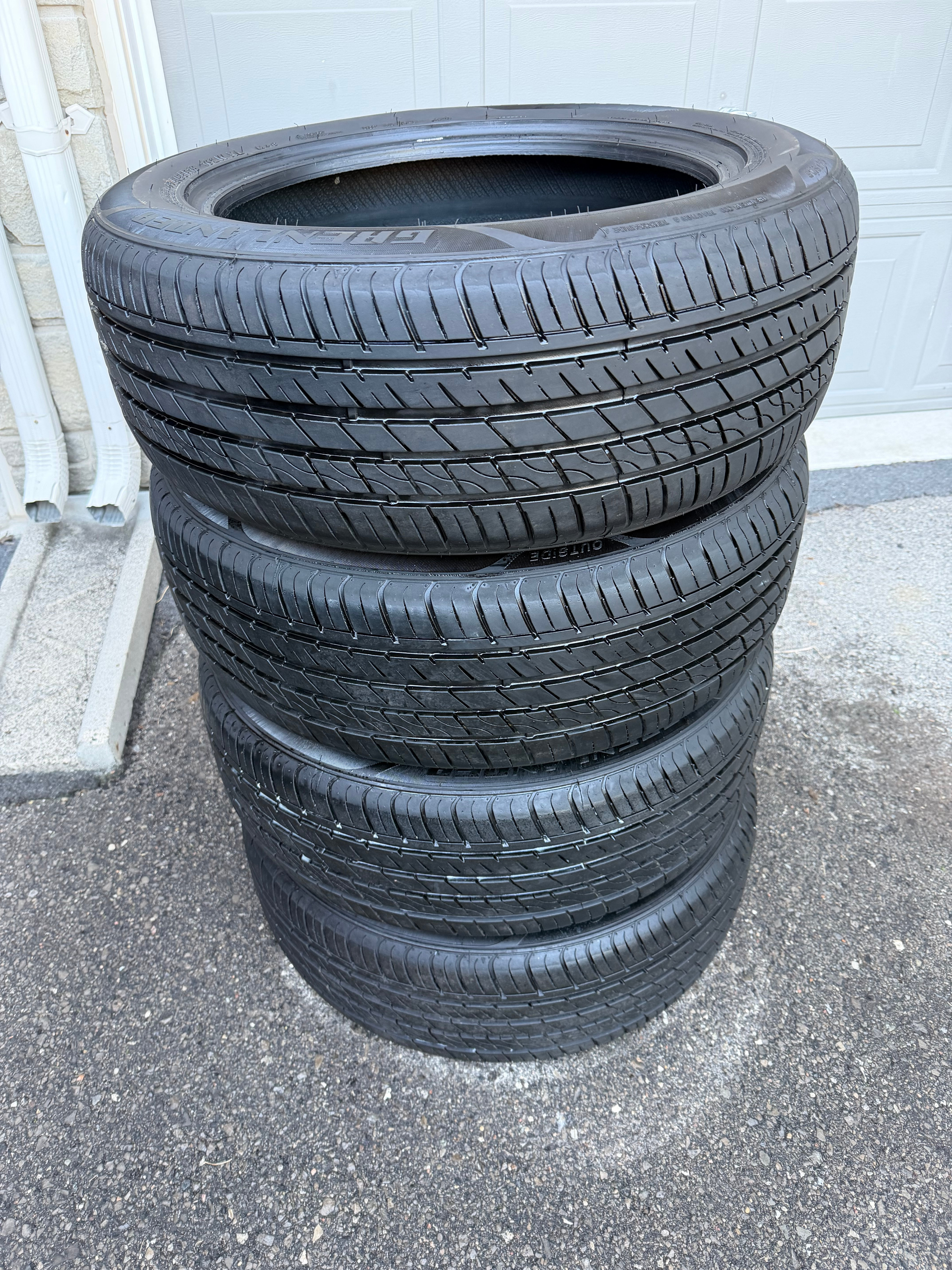 Excellent set of 4 All-Season Tires - 225/55R18 102W XL