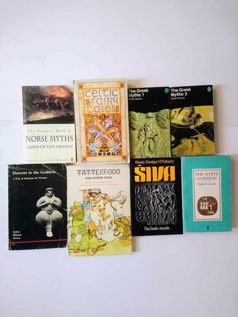 More Myths & Mythology books! ⚽️