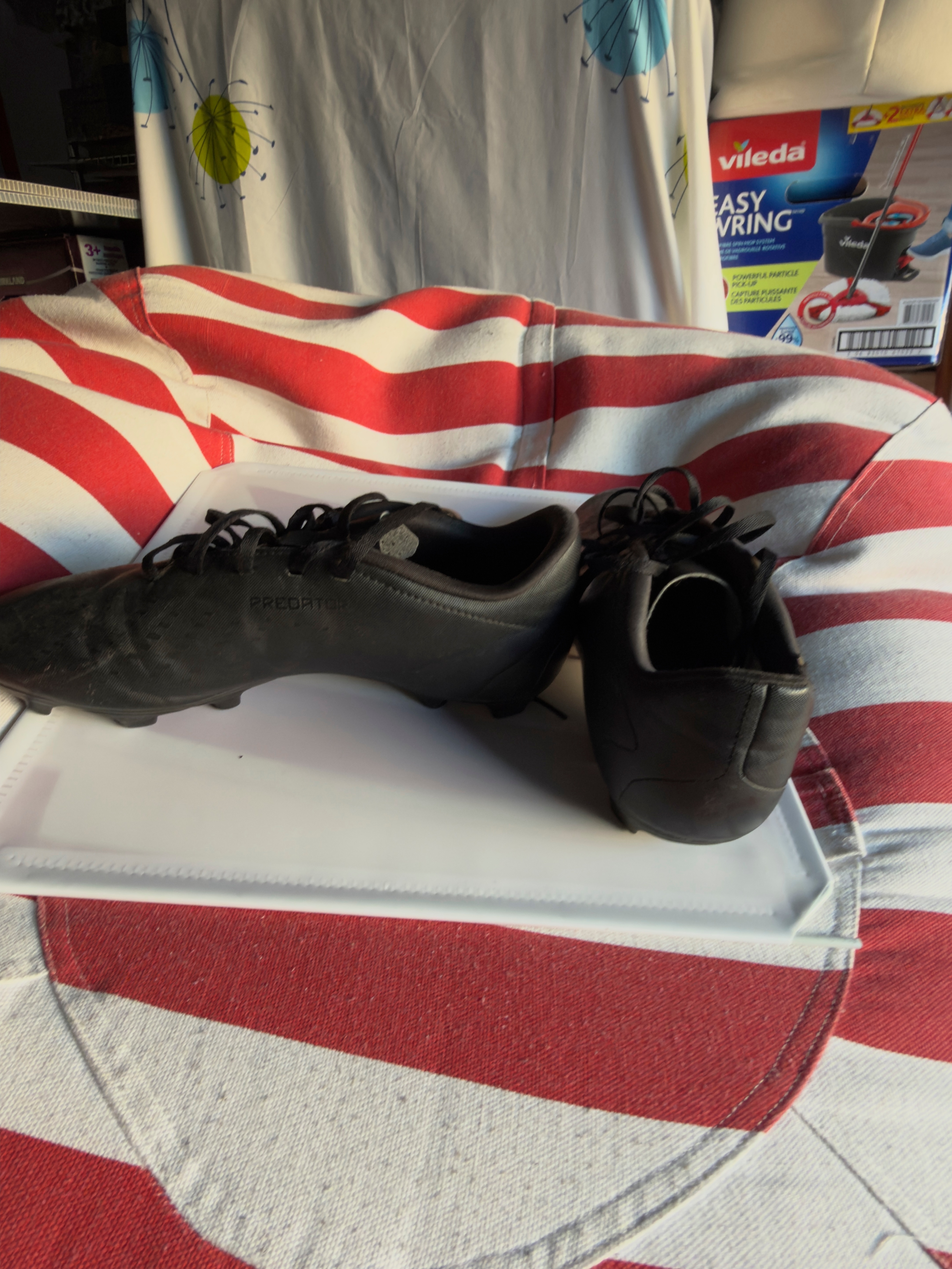 Adidas Predator Soccer Cleats – Black – Excellent Condition