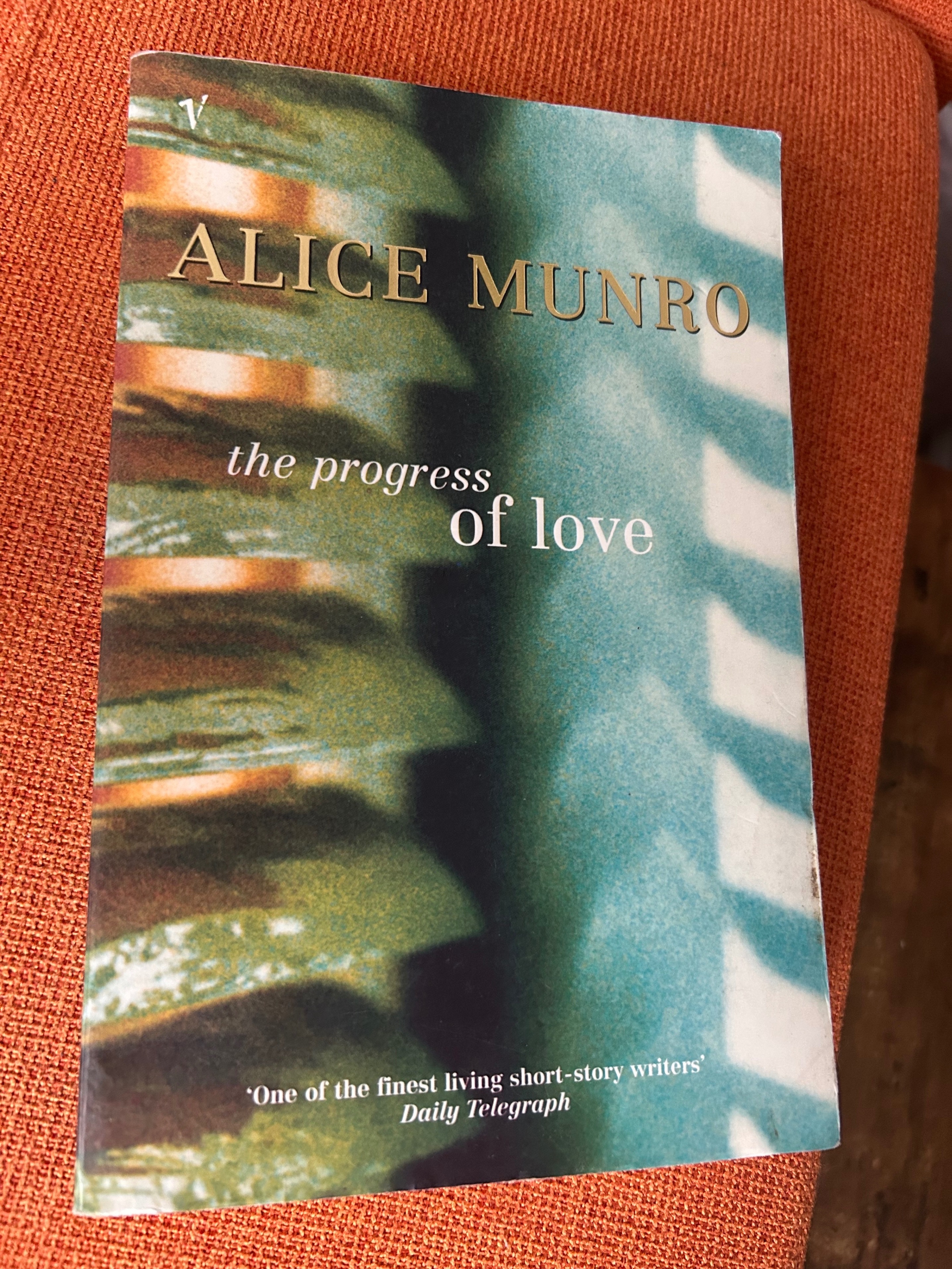 The Progress of Love - Alice Munro