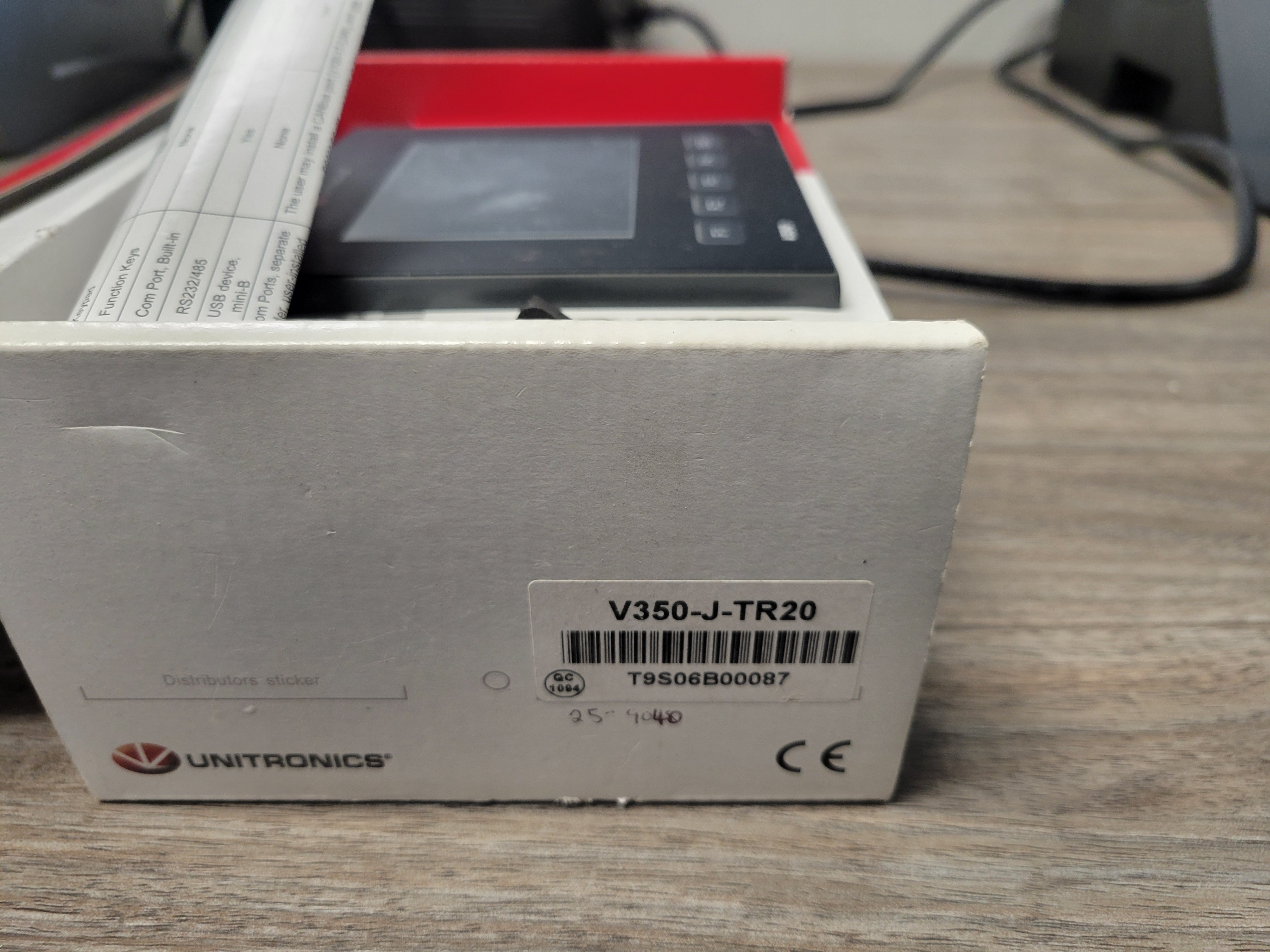 Unitronics V350-TR20 HMI Touchscreen - photo 2