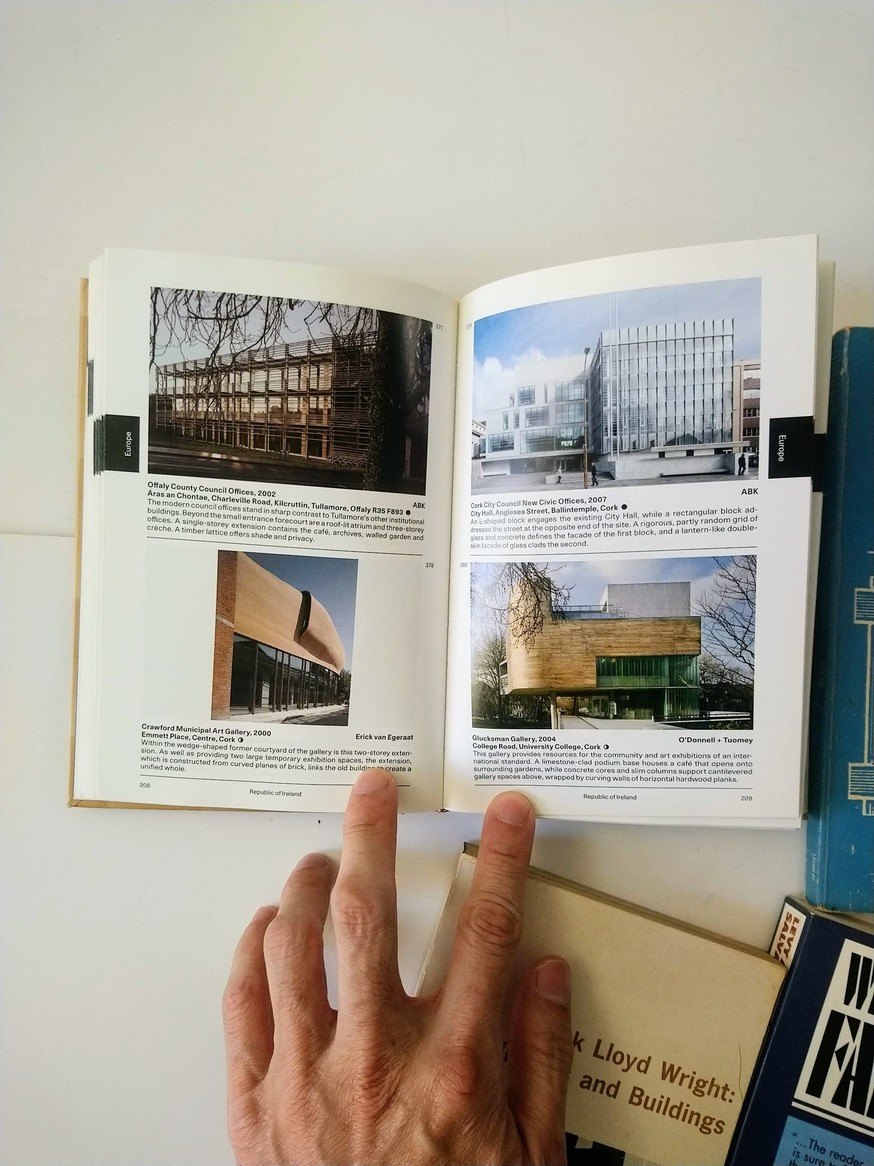 Architecture books! - photo 2