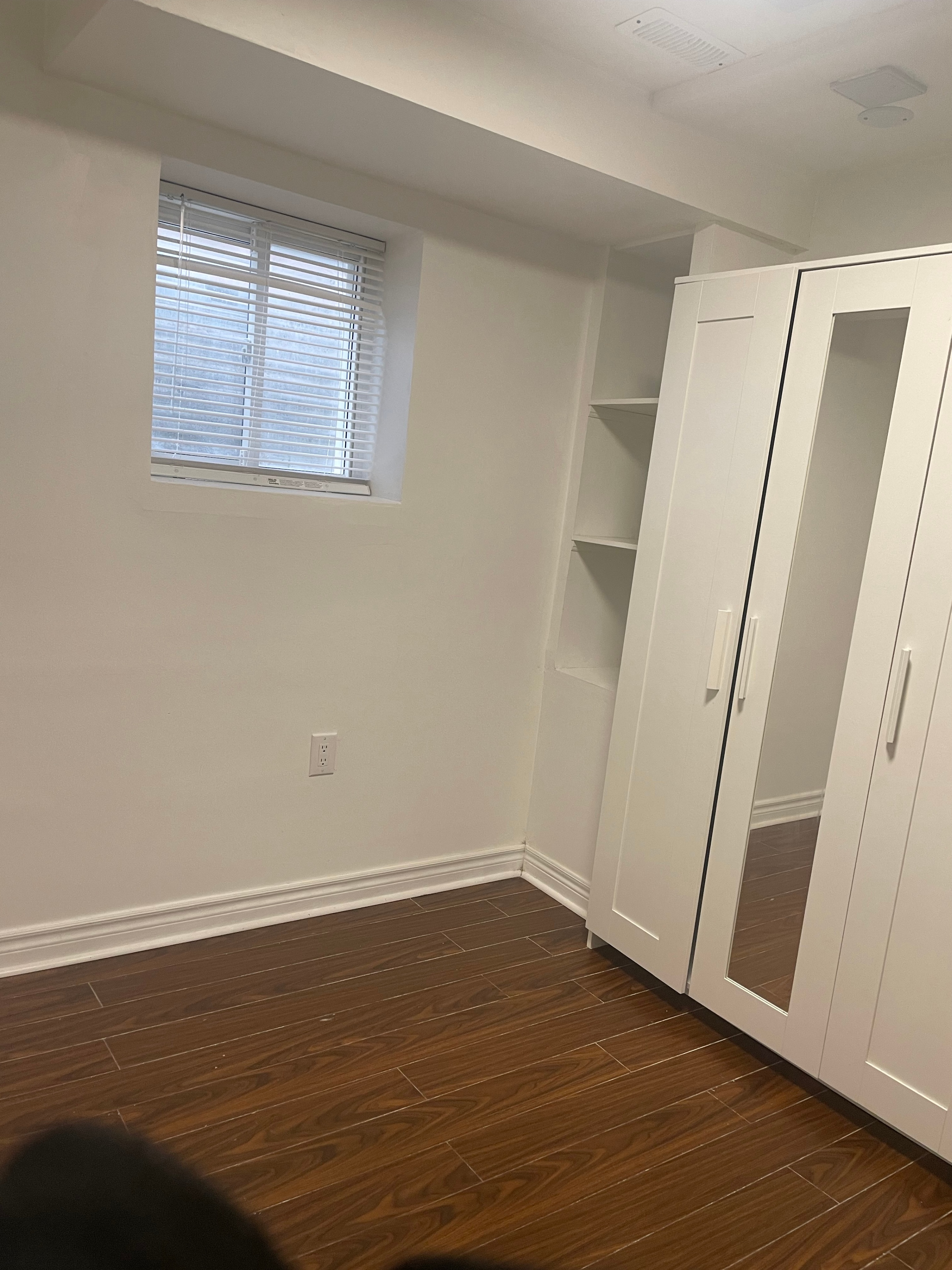 Basement for rent - photo 5