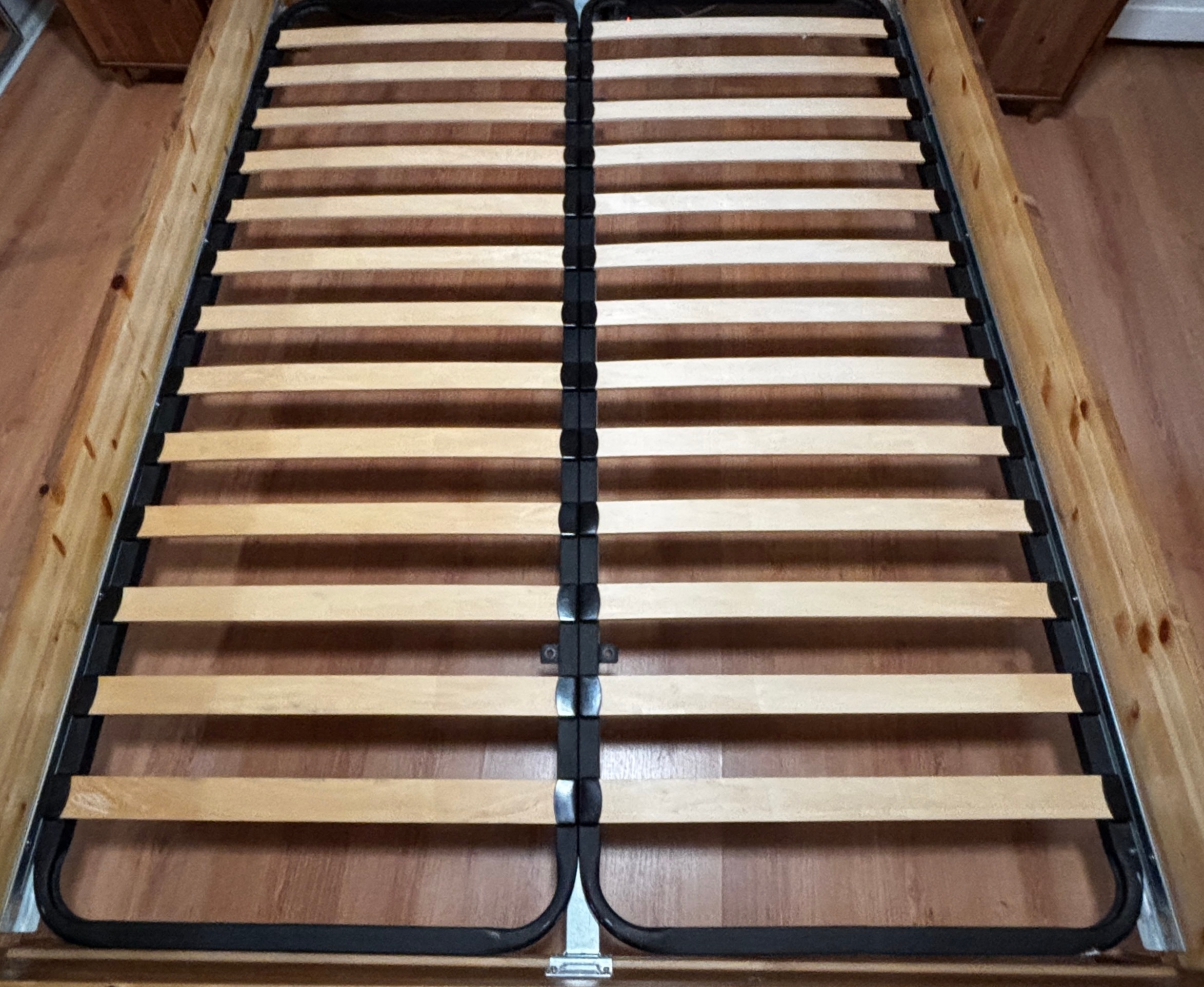 FOLDING QUEEN BED SLAT BASE - photo 2