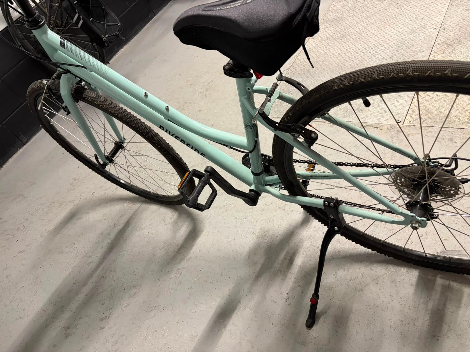 Hybrid 8-speed Bike - photo 2