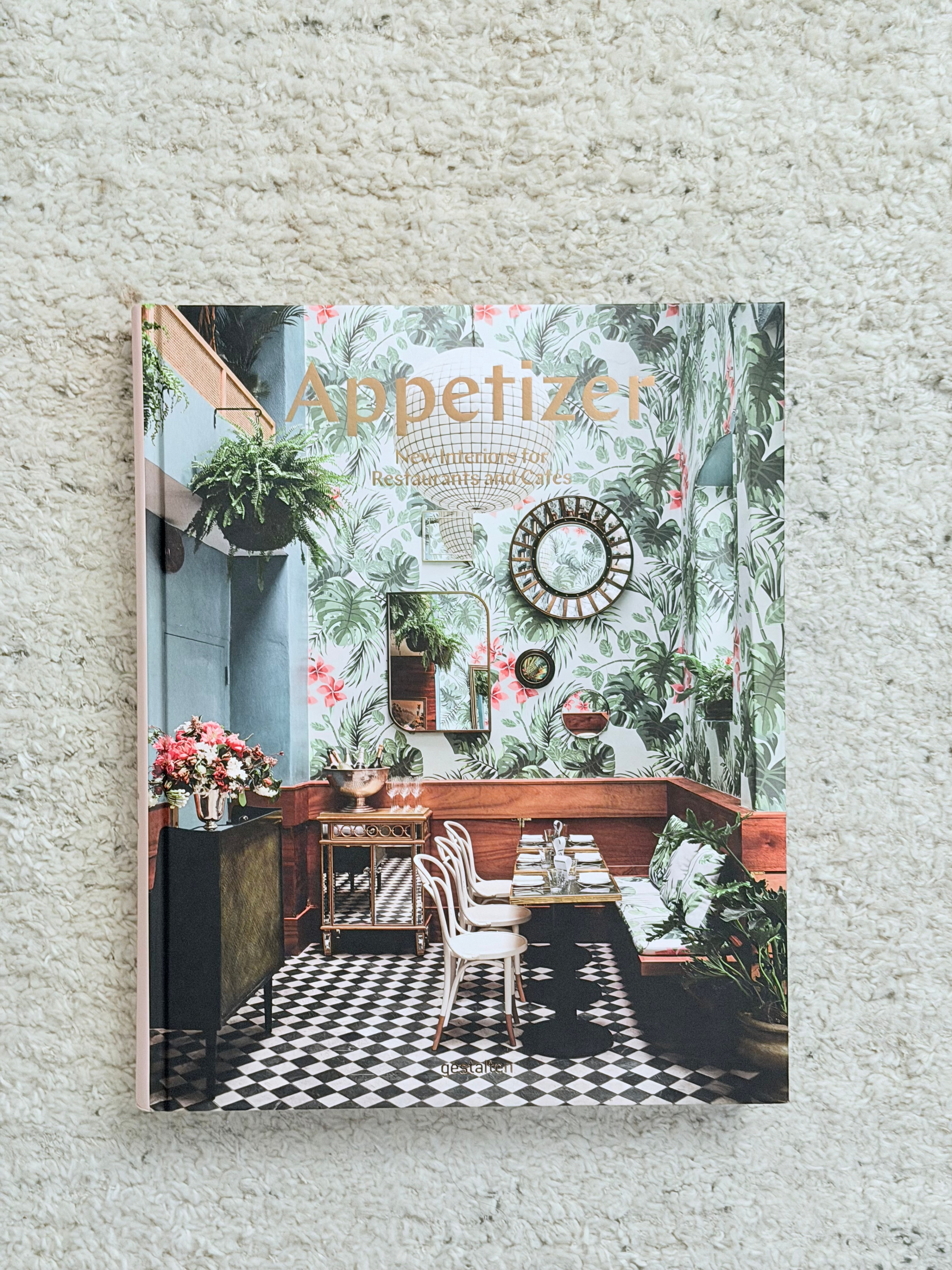 Appetizer: New Interior for Restaurants and Cafes