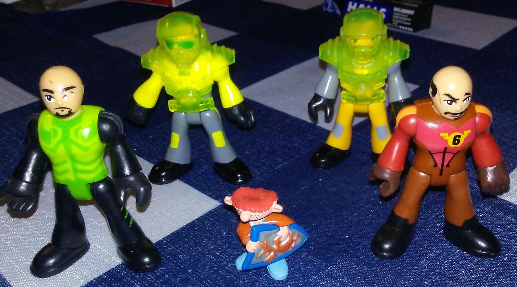 Men Toy Figure Lot - 2 1/2 Inches