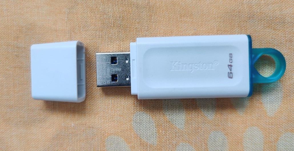 Kingston 64GB USB Flash Drive (Pendrive)
