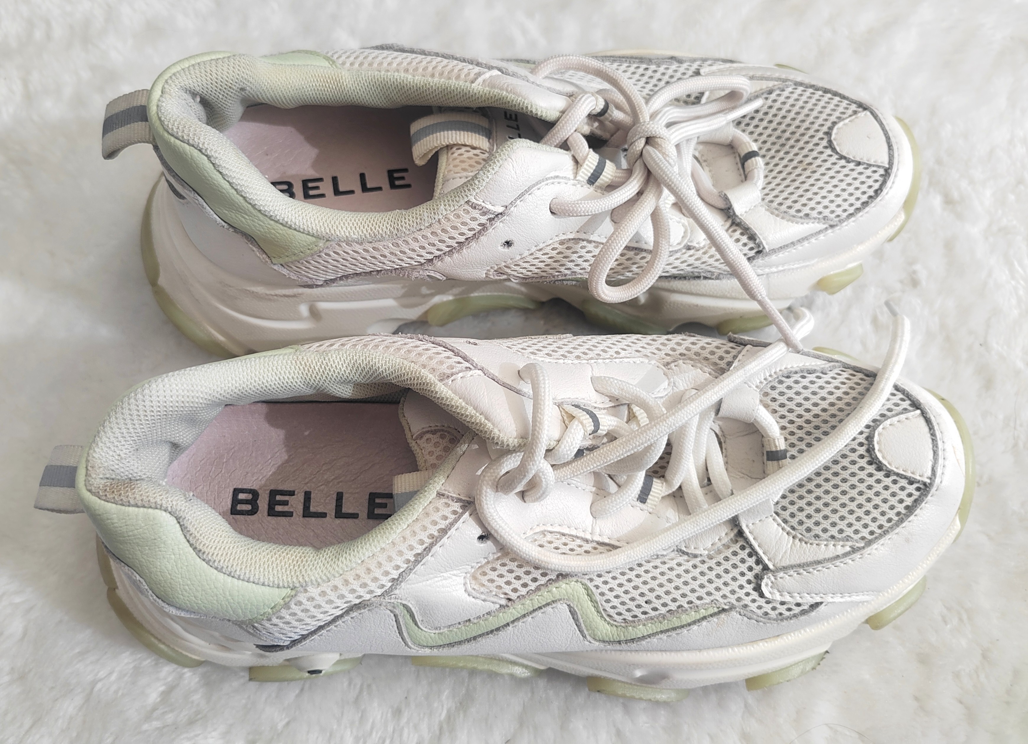Belle Women's White Mesh Fashion Sneakers
