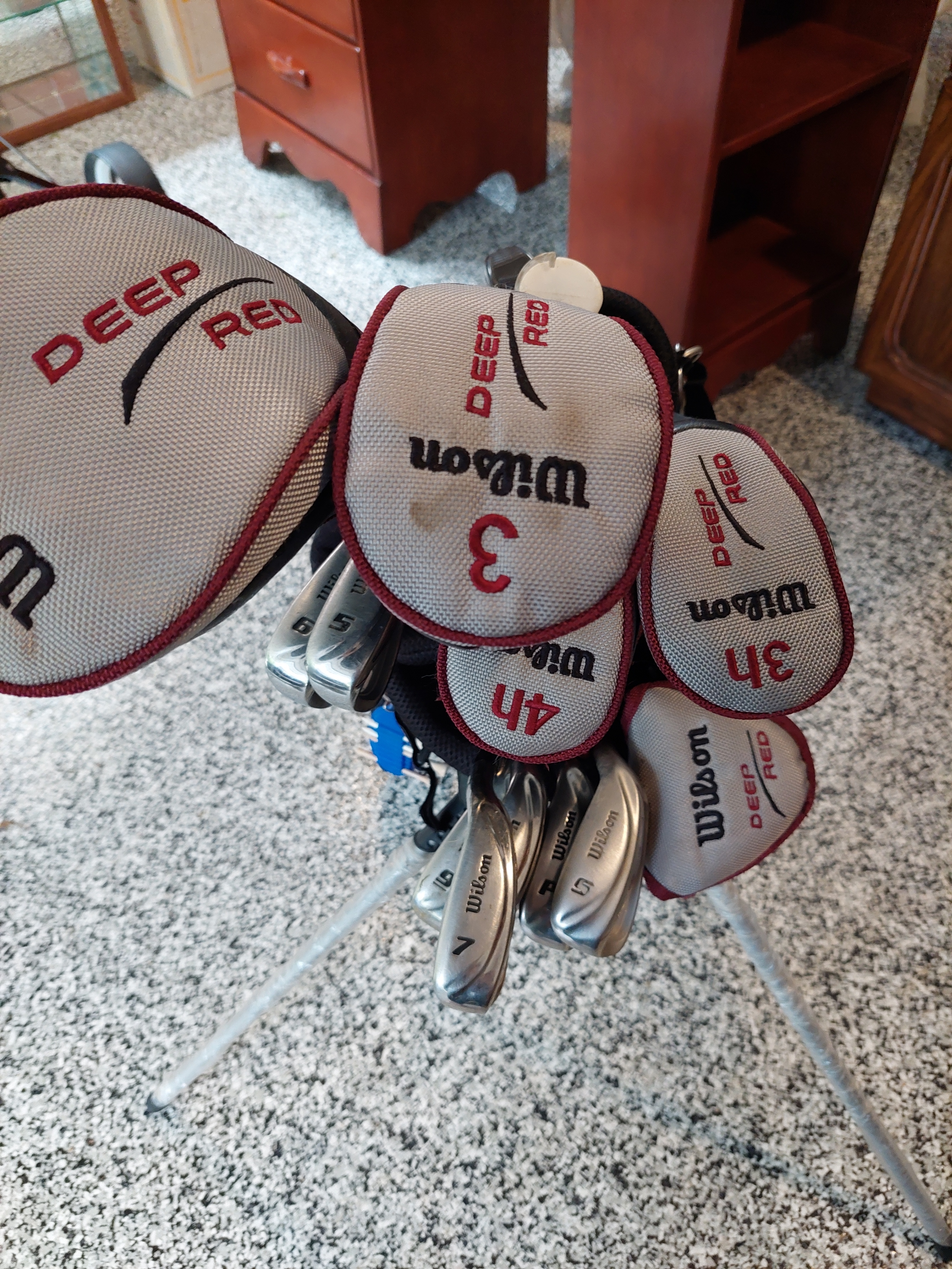 Wilson Deep Red Complete Golf Club Set with Bag - photo 2