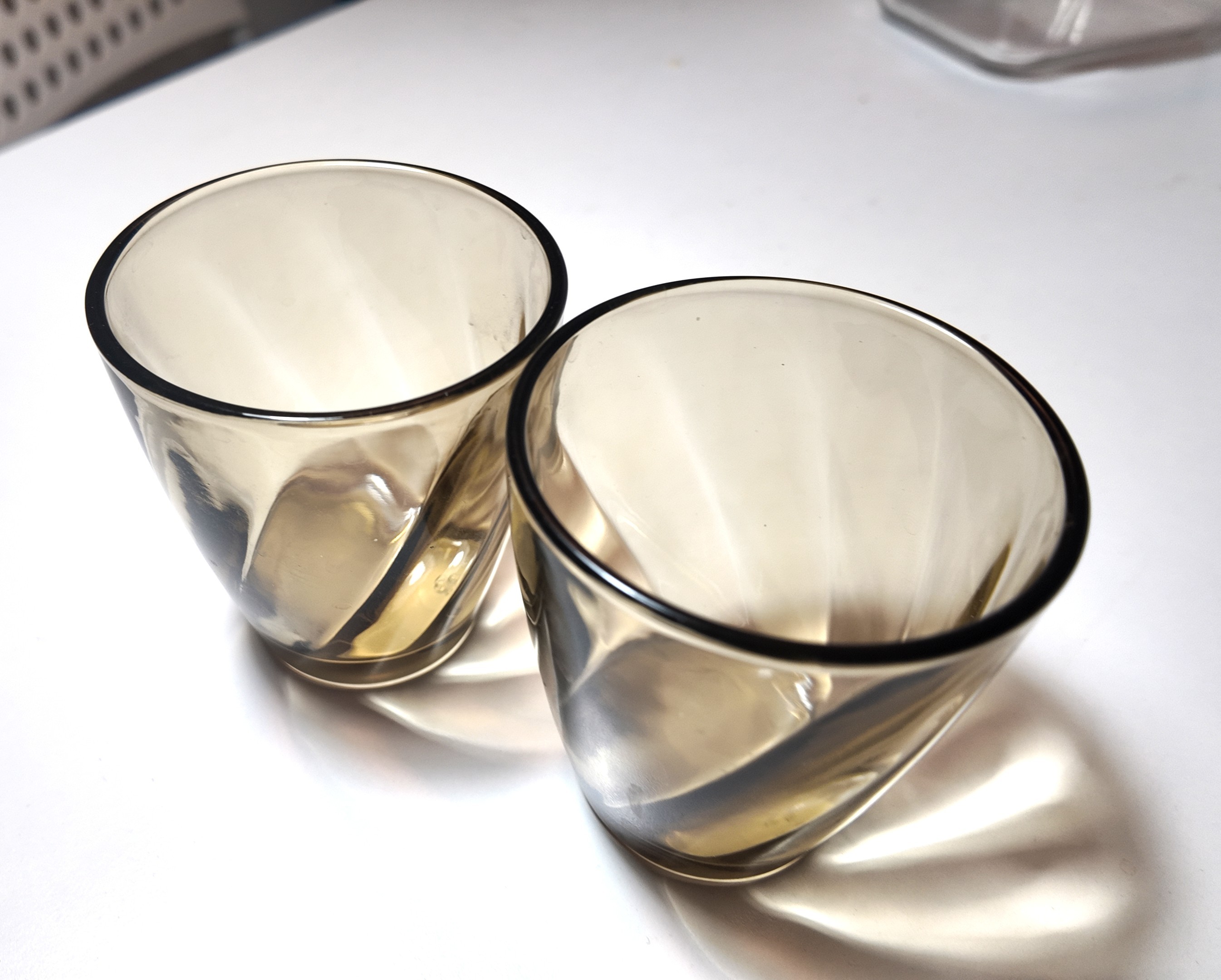Glass cup