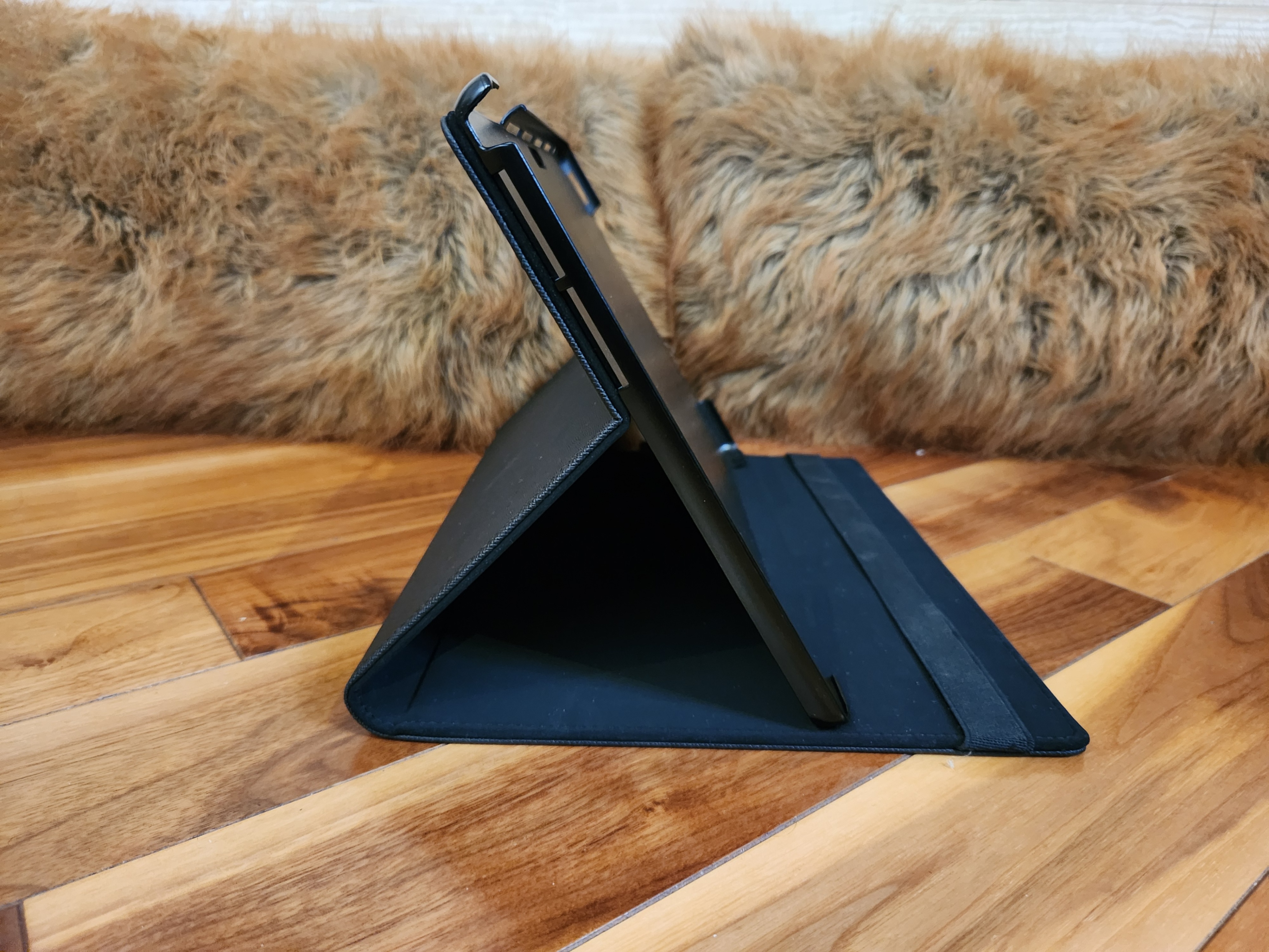 Tucano Infinito Folio Case For Surface [Model: TAB-INS5-BK] - photo 2