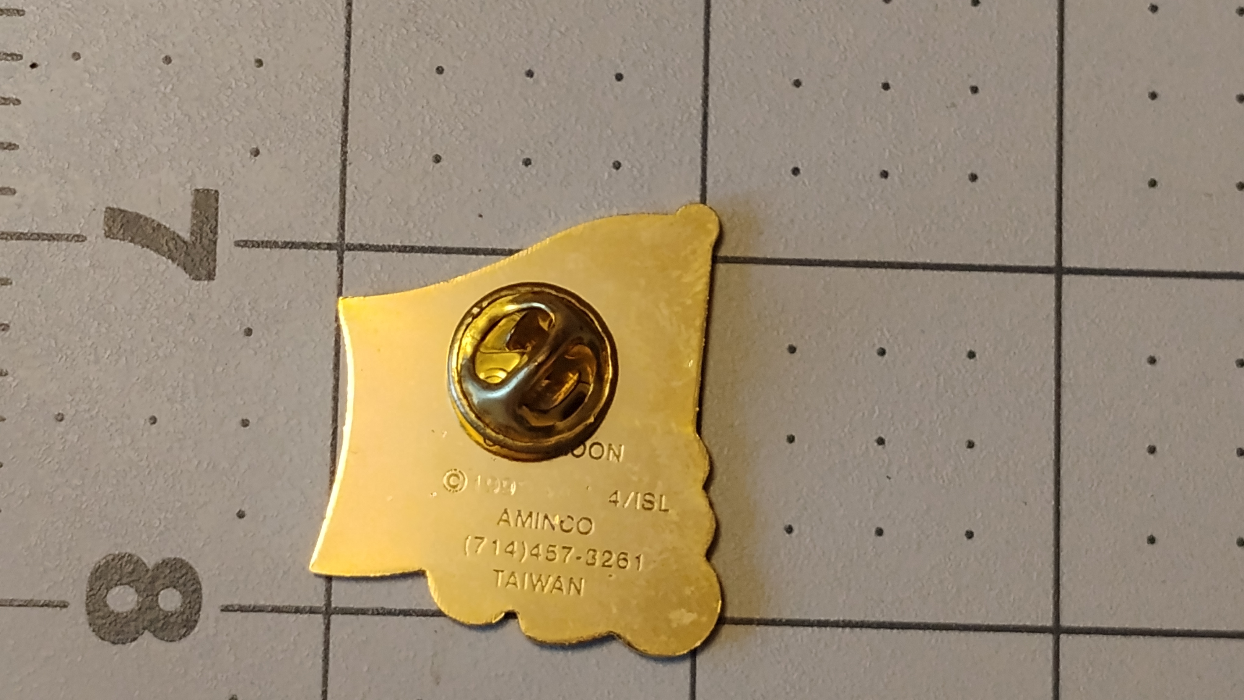 FIFA World Cup USA 1994 Cameroon Lapel Pin - photo 2