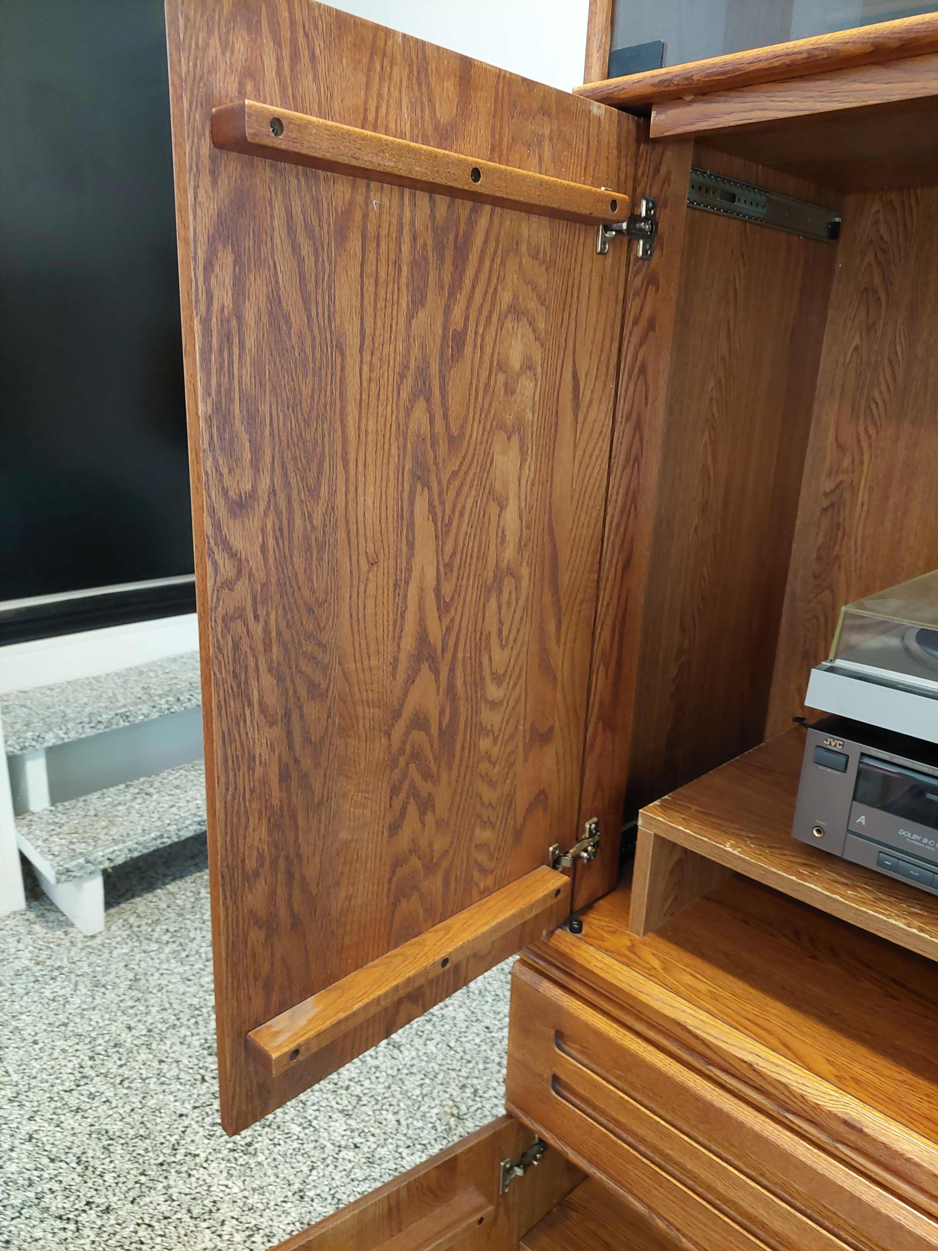 Palliser Wooden Entertainment Unit - photo 4