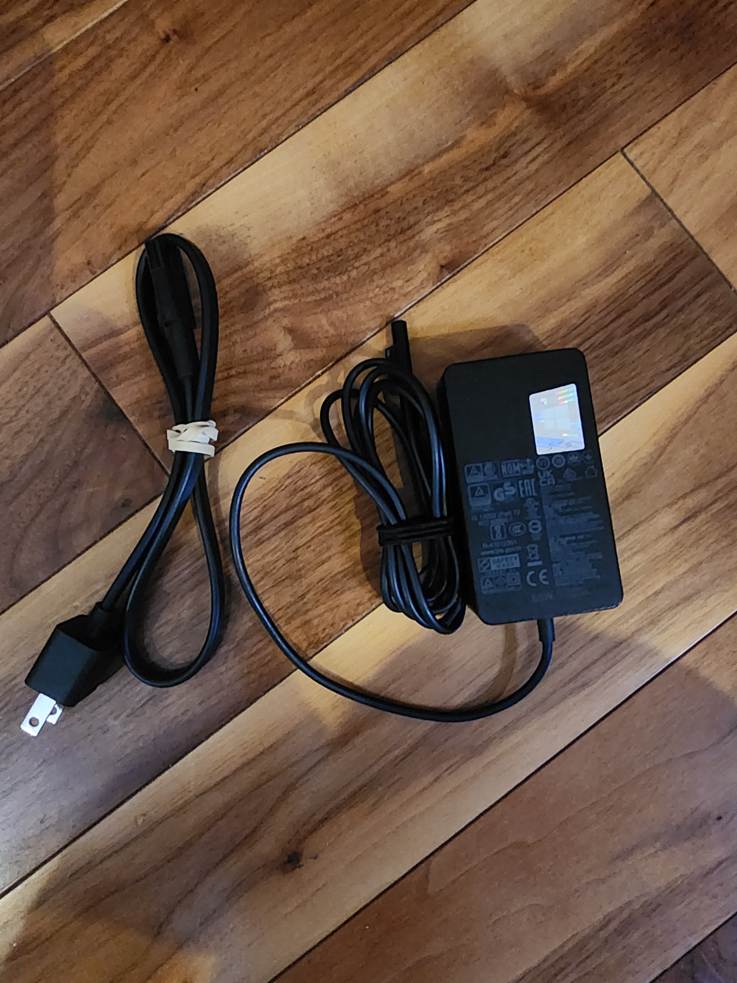 Microsoft Surface 65W Charger