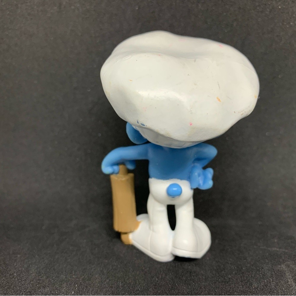 McDonald's Smurf Collectible Baker Toy - photo 4