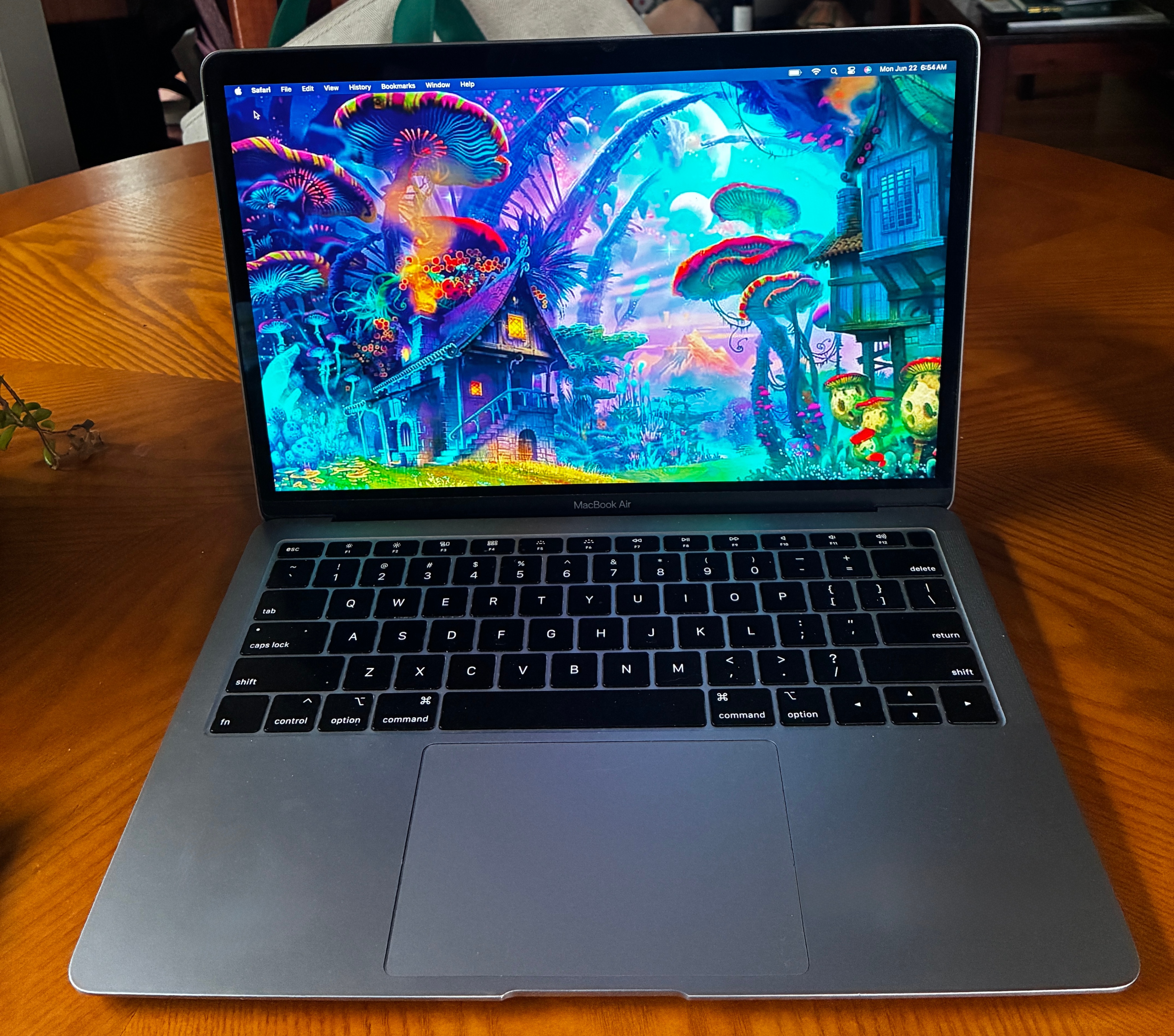 MacBook Air Retina PRISTINE!! - photo 2