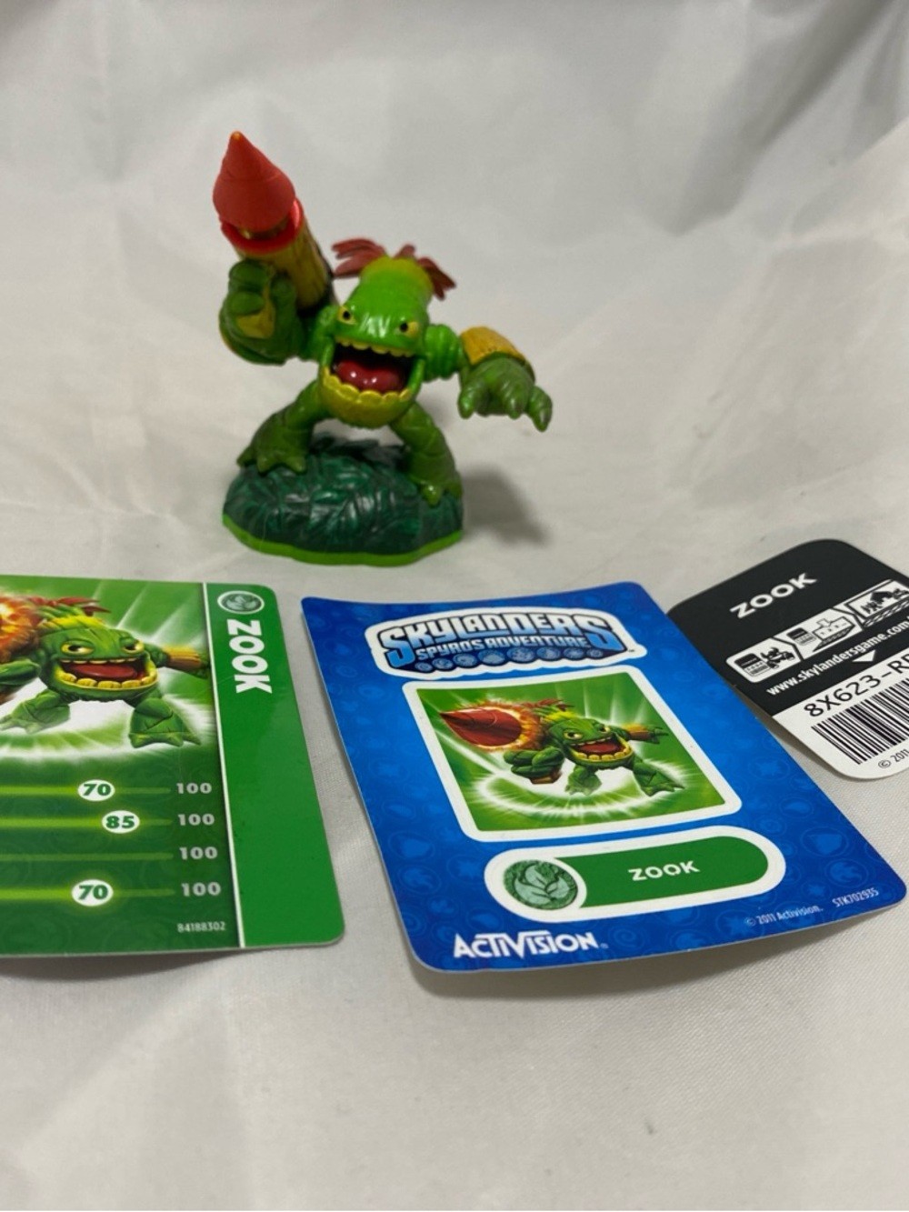 Skylanders Spyro's Adventure ZOOK Series 1 Figure w/ Card & Stic - photo 2
