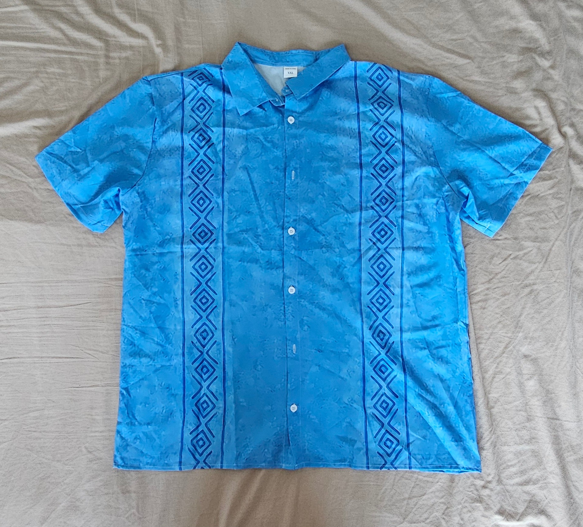BRAND NEW MENS'S CASUAL SHORT SLEEVE SHIRT (XXL - 2 QTY)