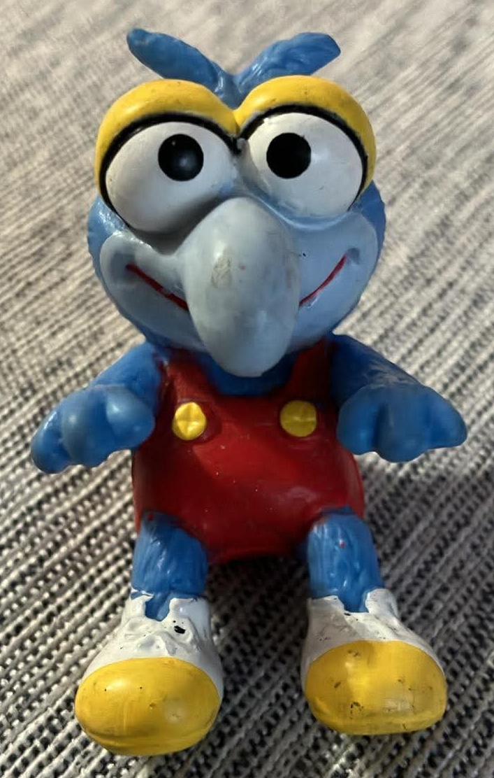 Vintage 1986 McDonald Muppet Babies Gonzo - 2 Inches