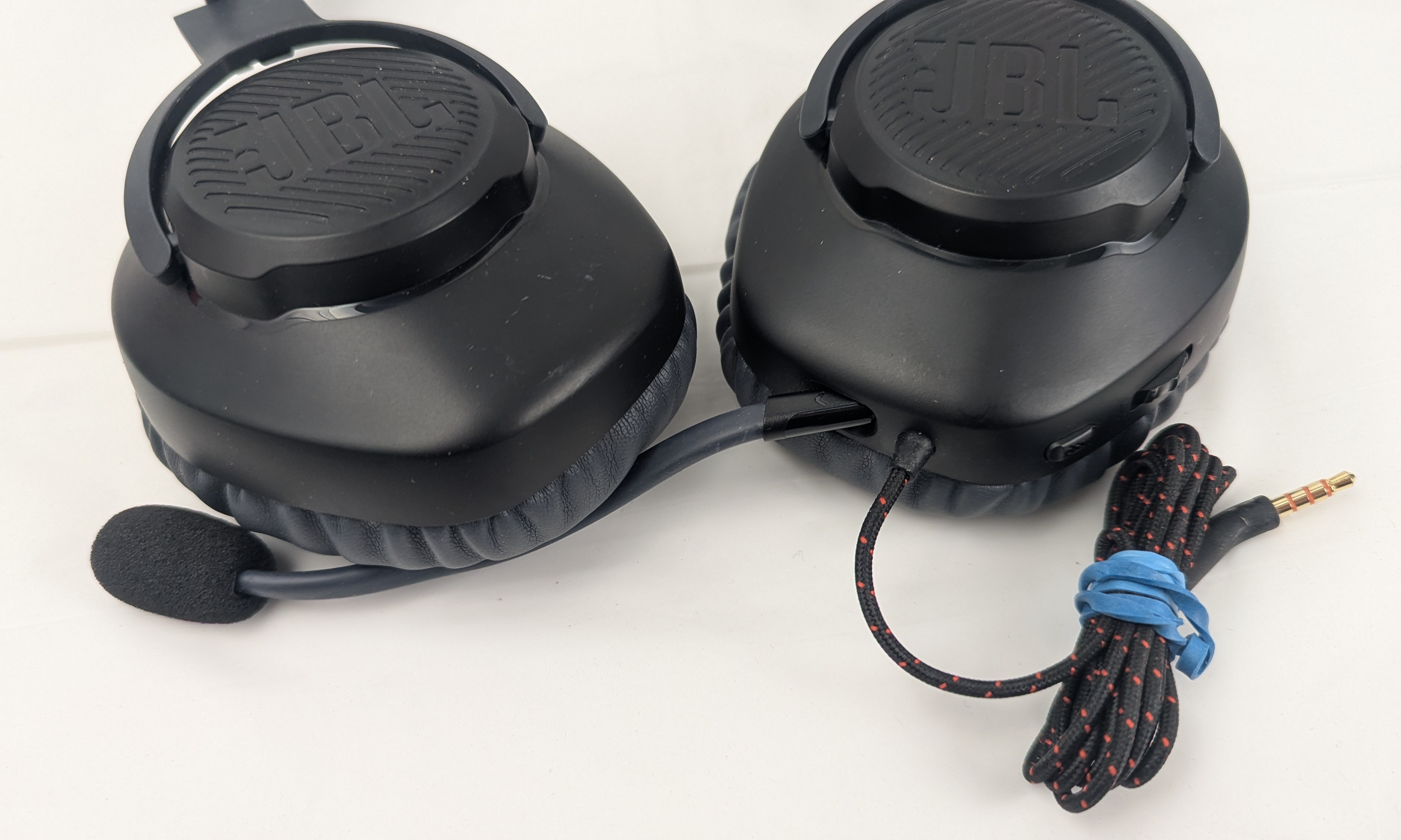 JBL Quantum 100 Wired Over-Ear Gaming Headphones Large Black - photo 3