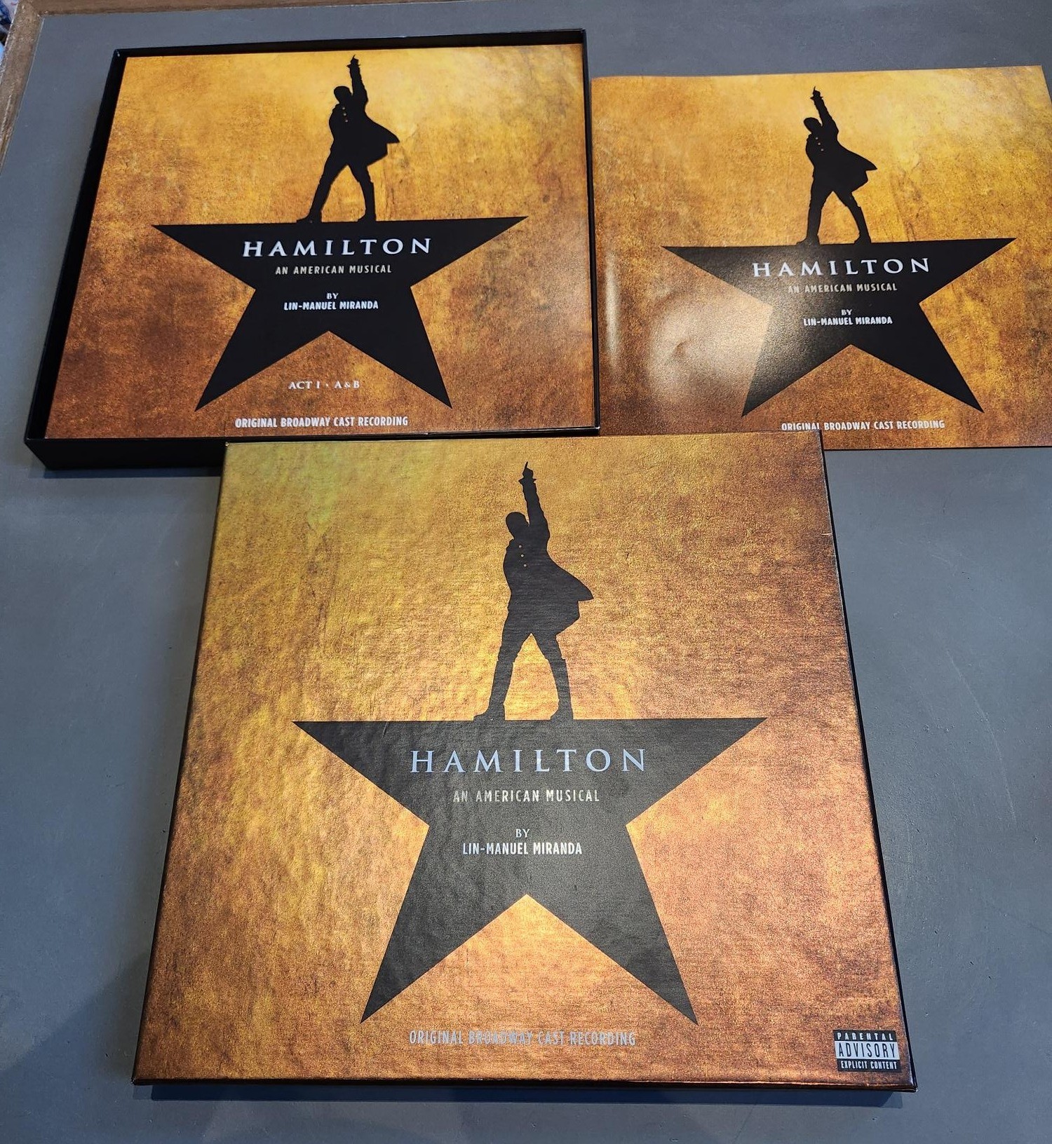 Hamilton Original Cast Box Set on 4 Records w/ Book - photo 3