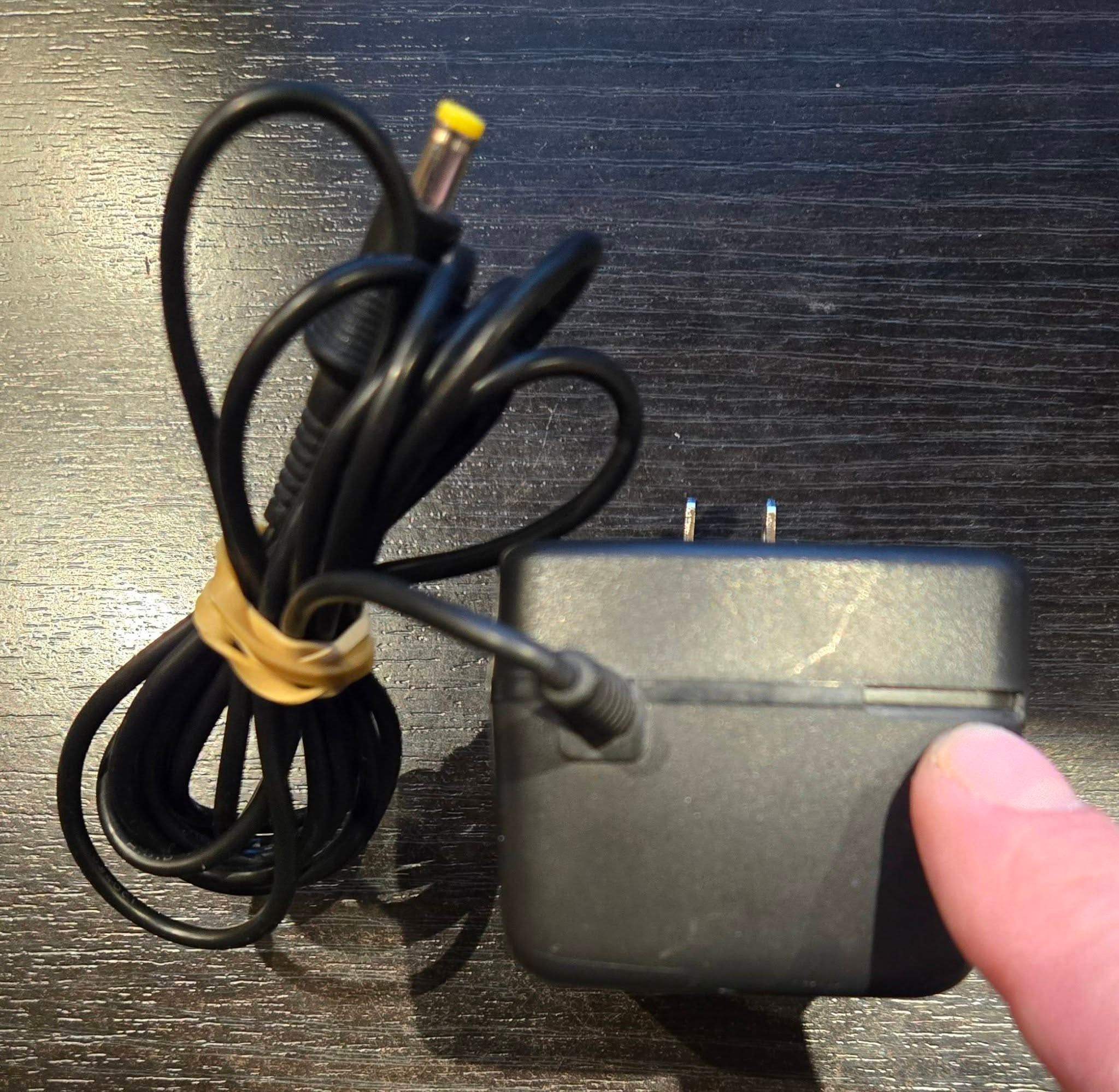 OEM Sega Genesis Model 2 / 32x / Nomad Power Adapter MK-2103 - photo 3