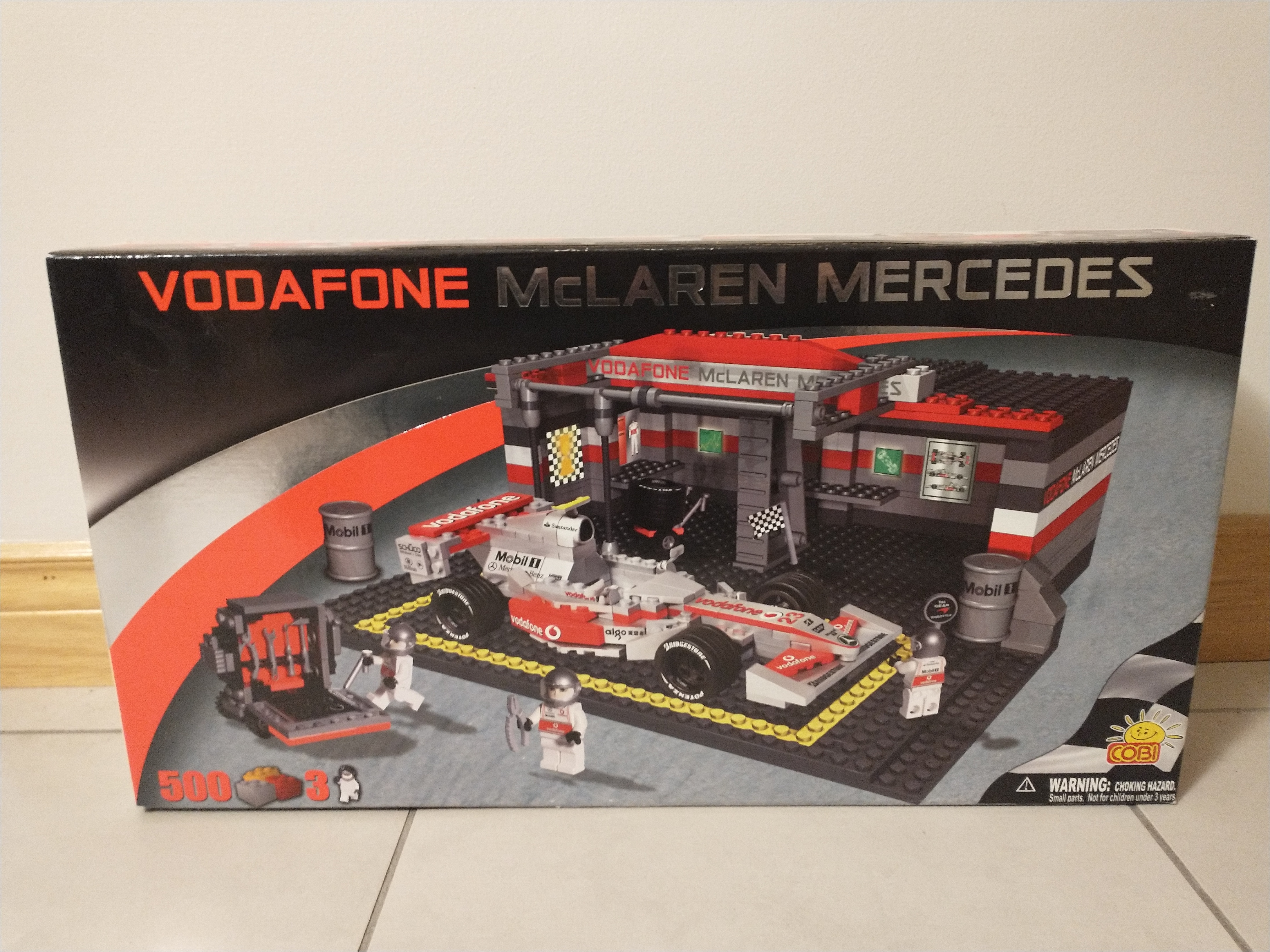 Vodafone McLaren Mercedes Cobi 500 Piece Toy 25500 New & Sealed - photo 4