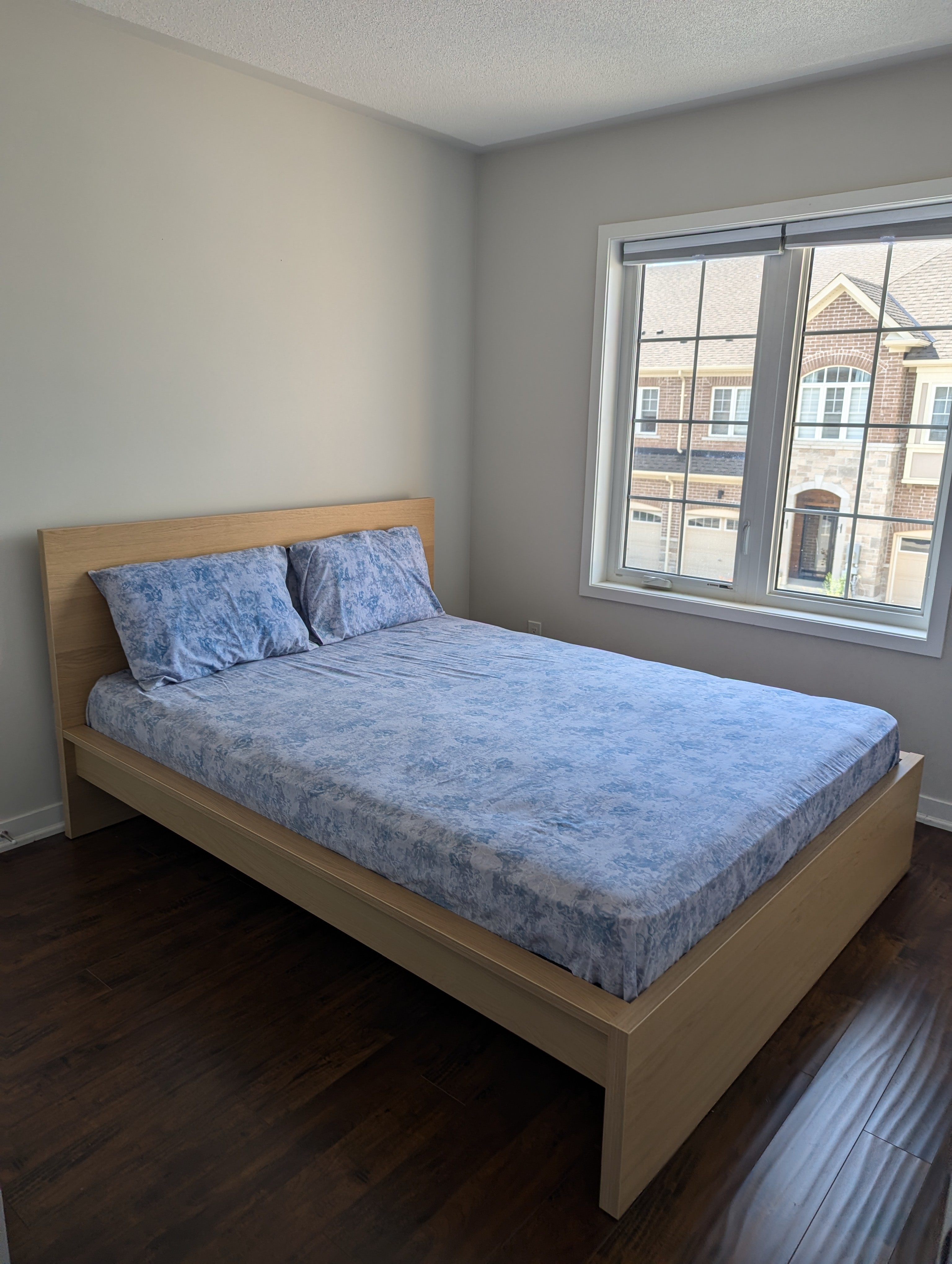 Bed Frame - Queen Size - photo 2
