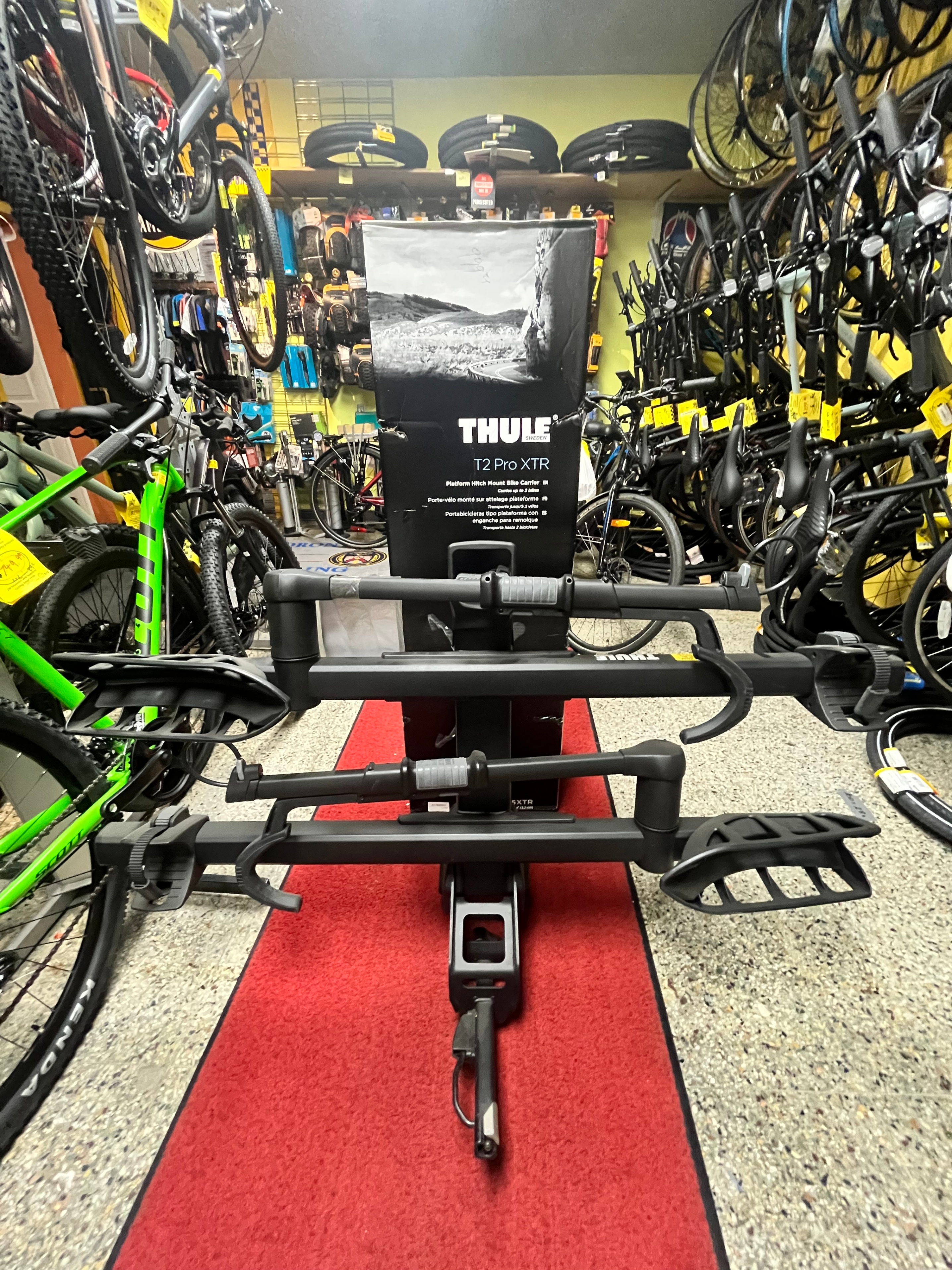 NEW Premium Thule Bike Racks for Sale 430$-1 149$