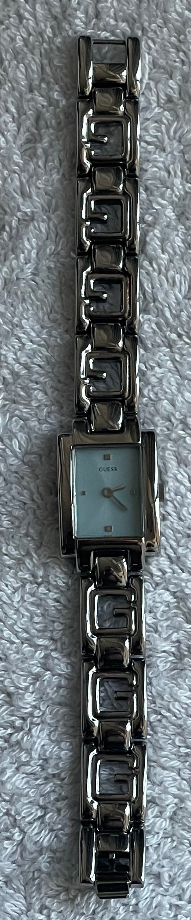 Vintage Guess G-Link Square Watch – Ice Blue Face - photo 2