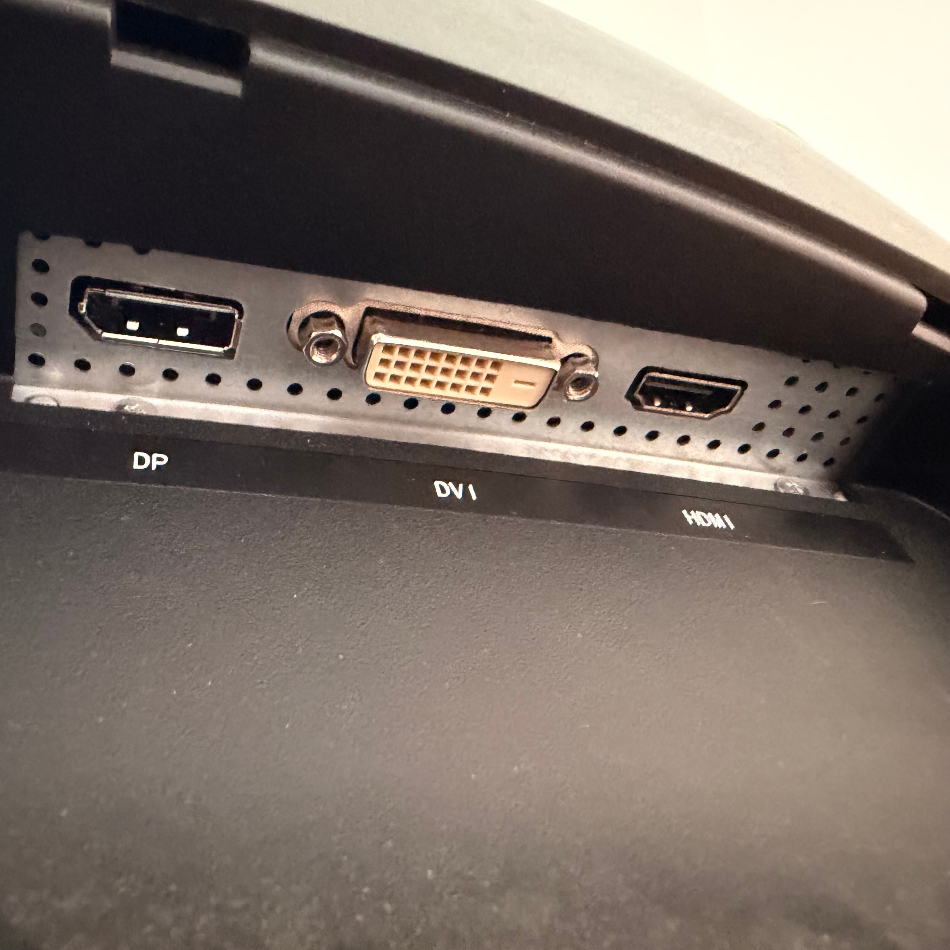 MSI Optix G24C 24-inch Curved Gaming Monitor - $100 - photo 3