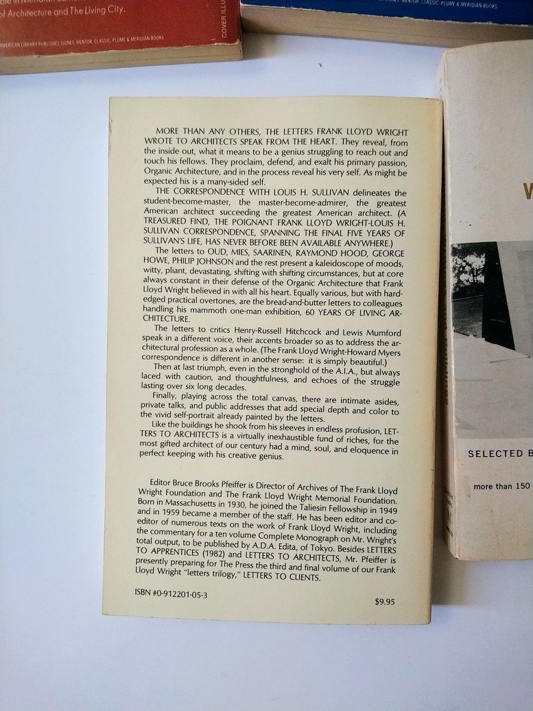 Frank Lloyd Wright books! - photo 5