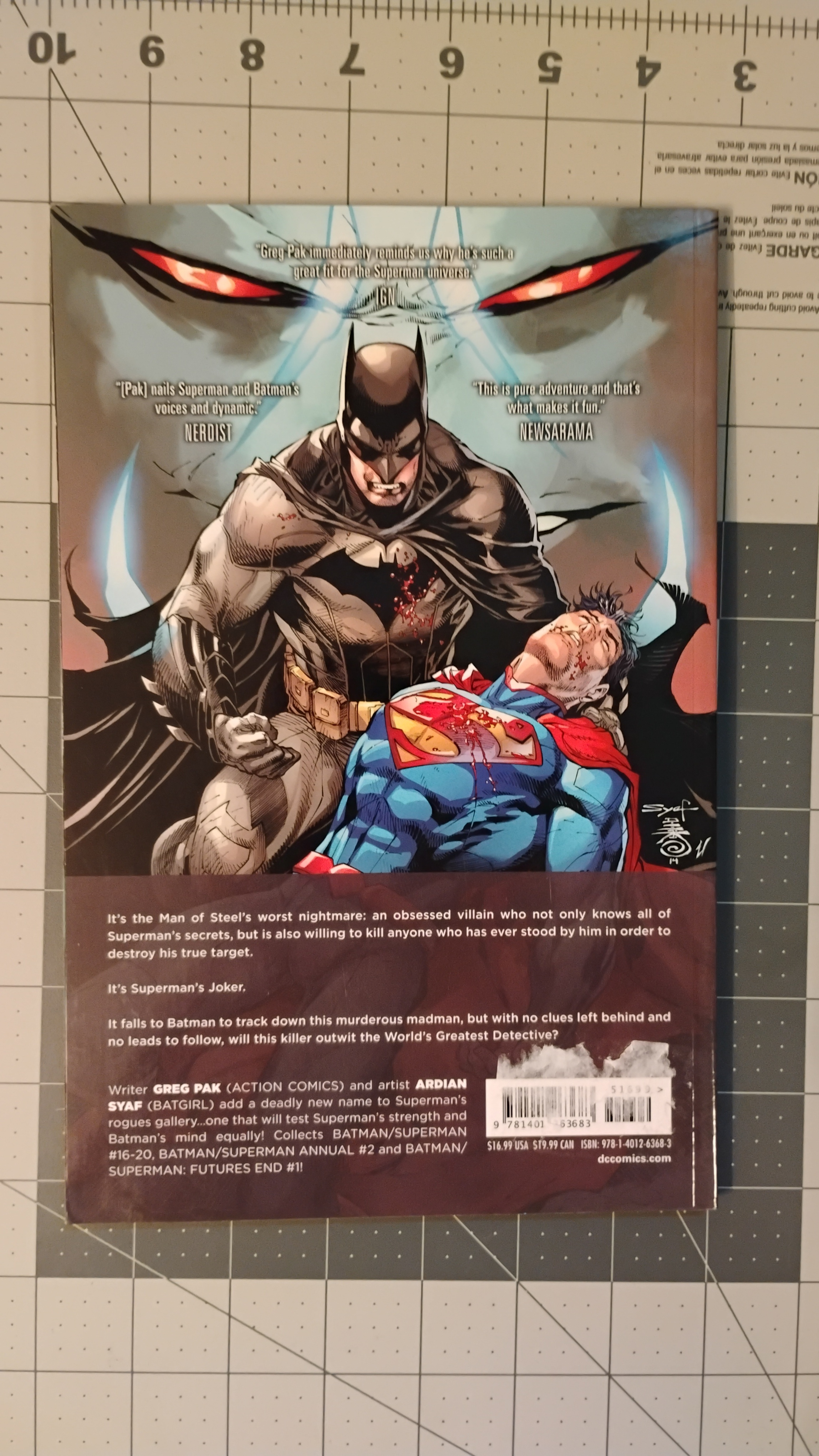 Batman/Superman Volume 4 Siege SC TPB - photo 2