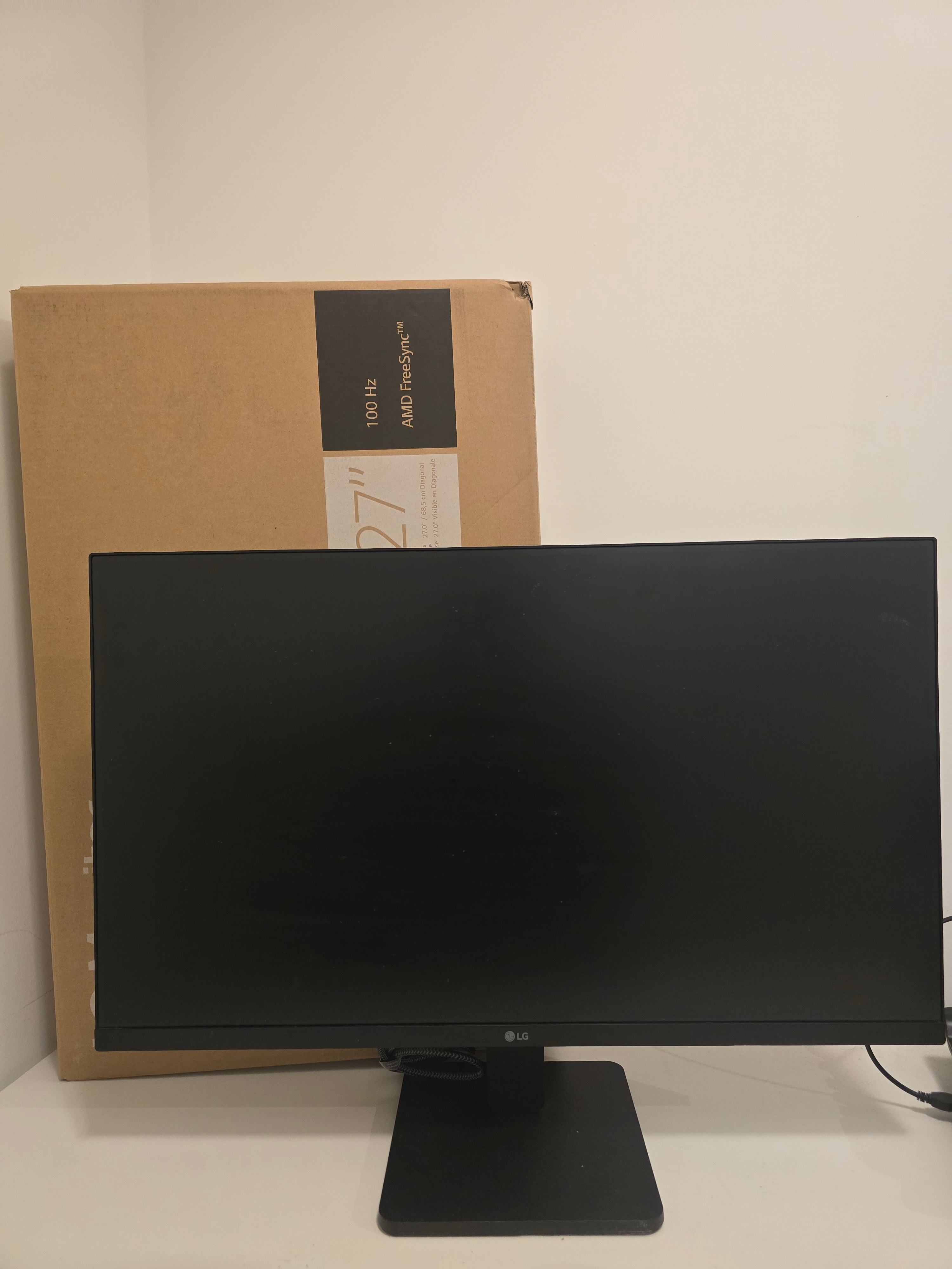 LG 27" Monitor - AMD FreeSync, 100Hz - photo 2