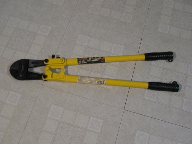 Trades Pro 24 Inch Bolt Cutter