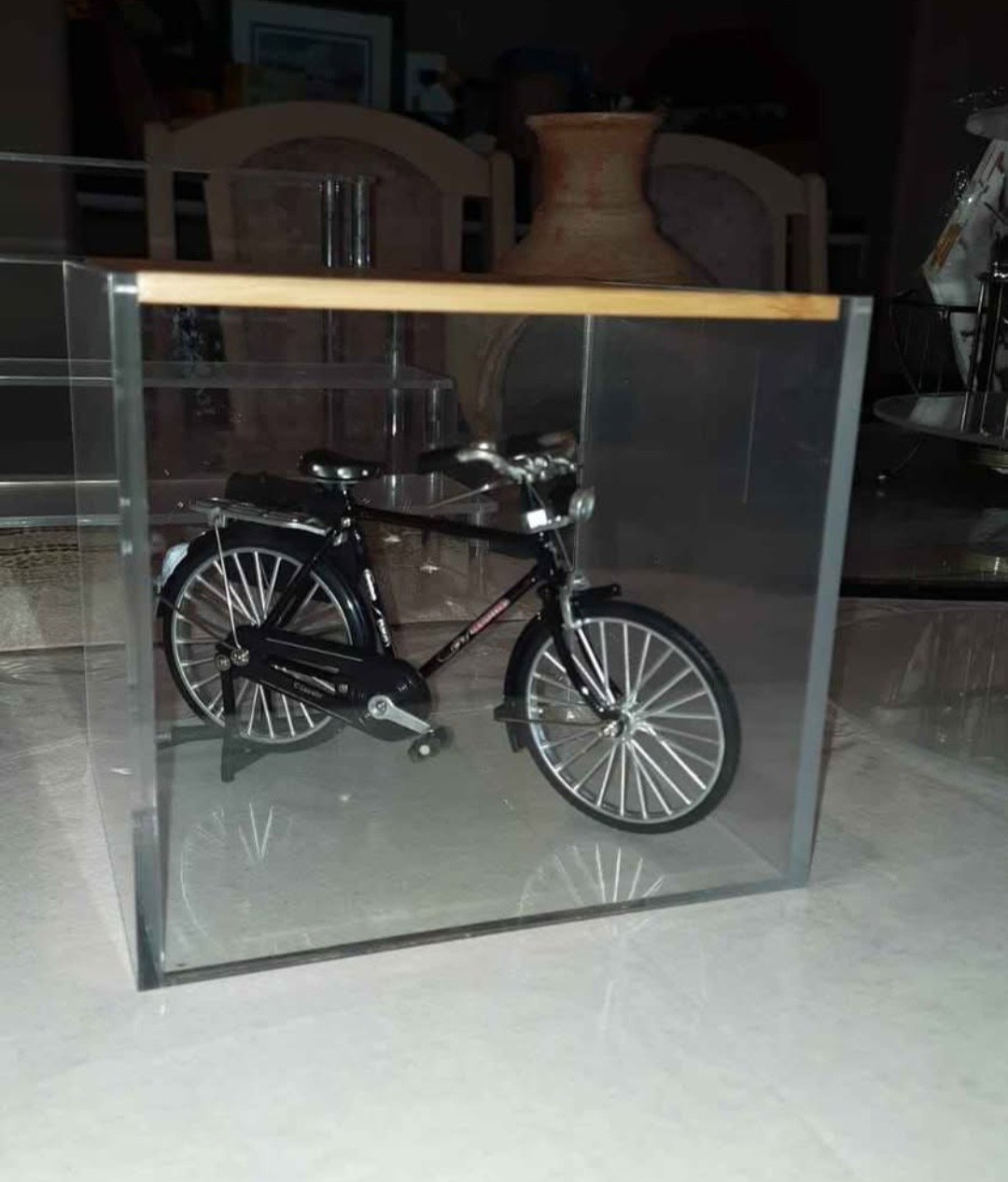 Traveller Miniature Vintage Assembled Bicycle Model
